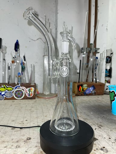 Preview pic of King bub piramid perc, 14mm 2 holes slide