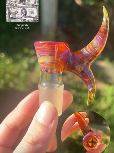 Preview pic of Hannya glass 18mm lokis lipstick slide