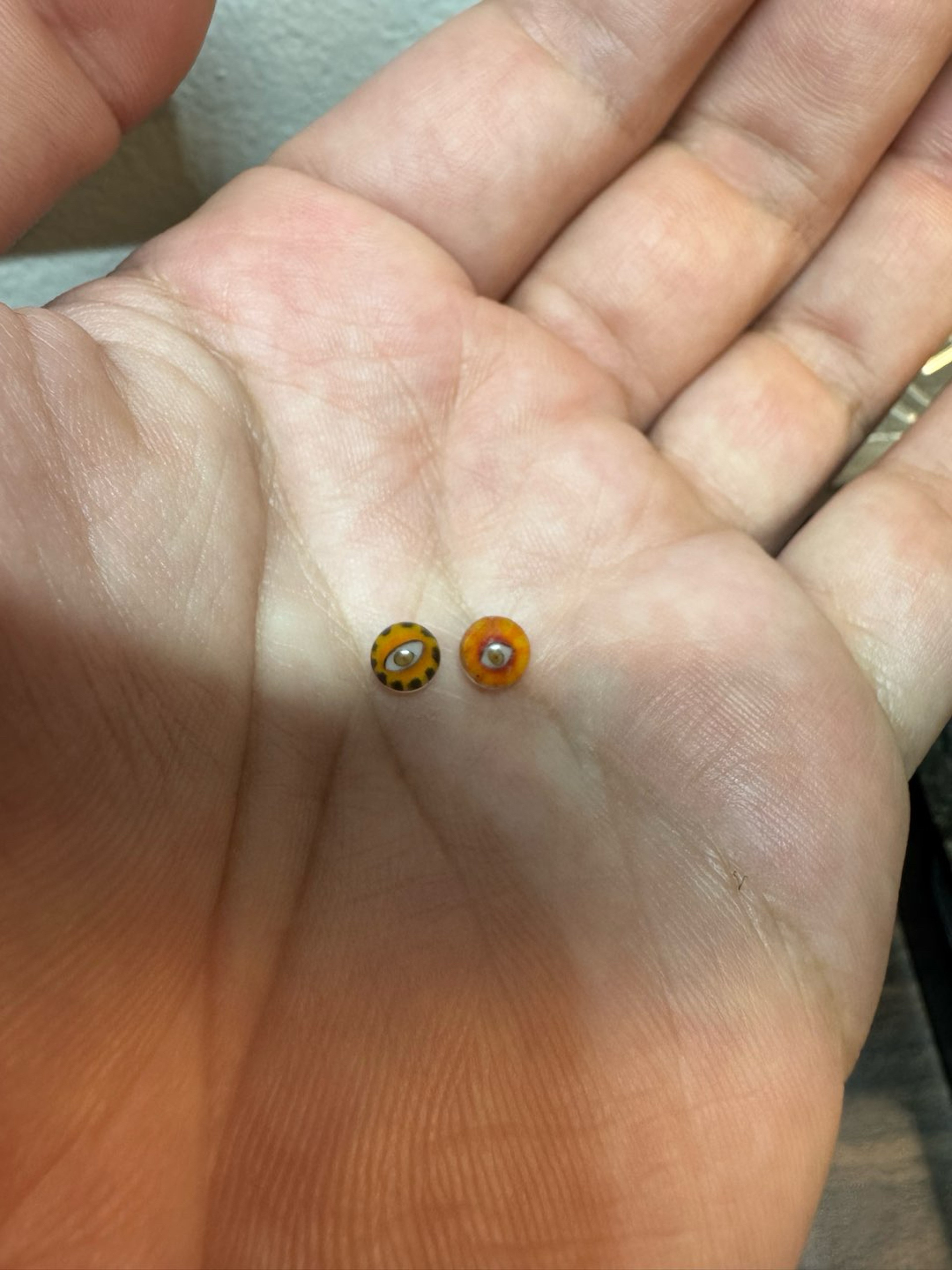 Preview pic of Banjo glass pearls (2)