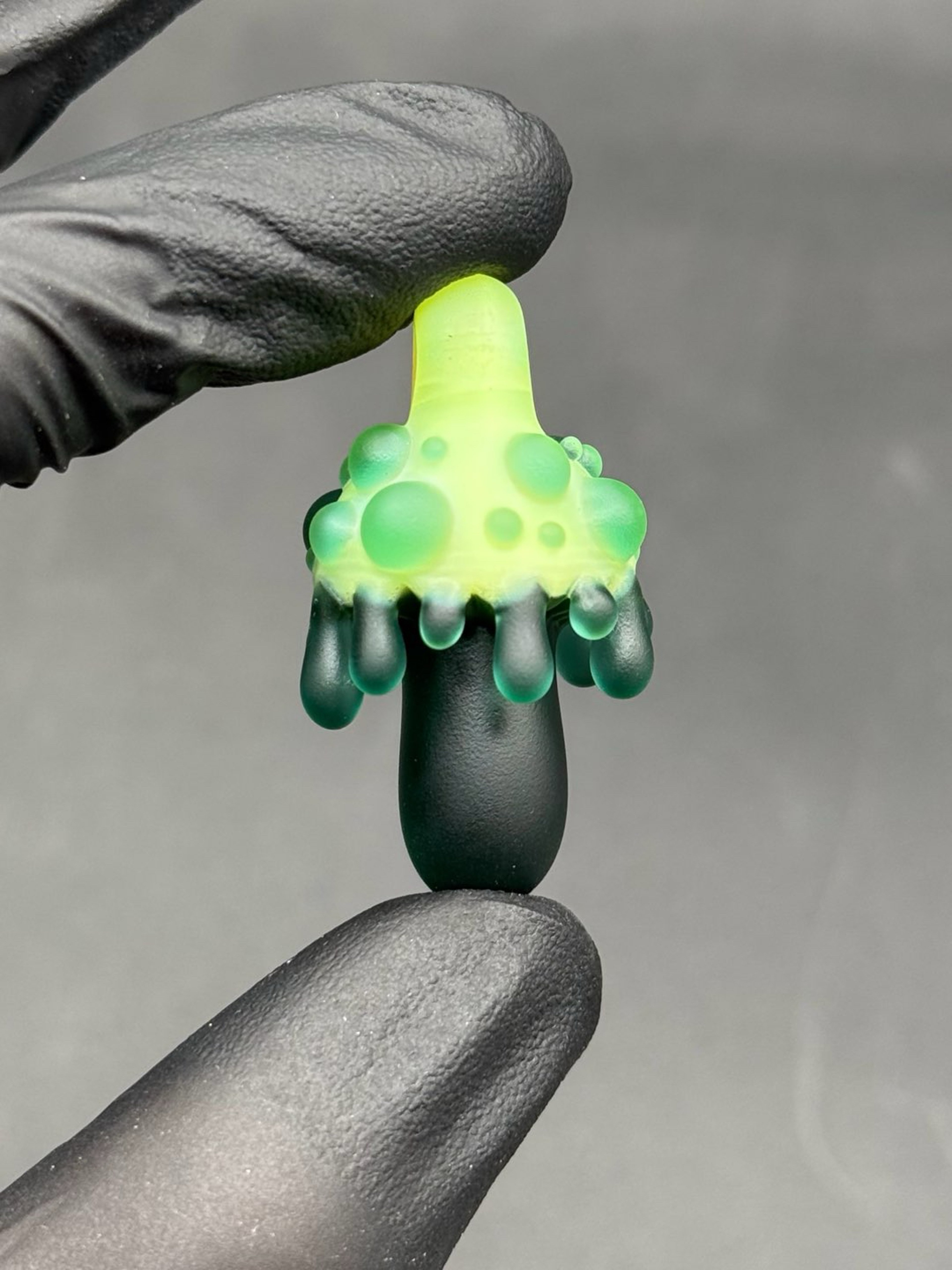 Preview pic of Dripling mushroom pendant