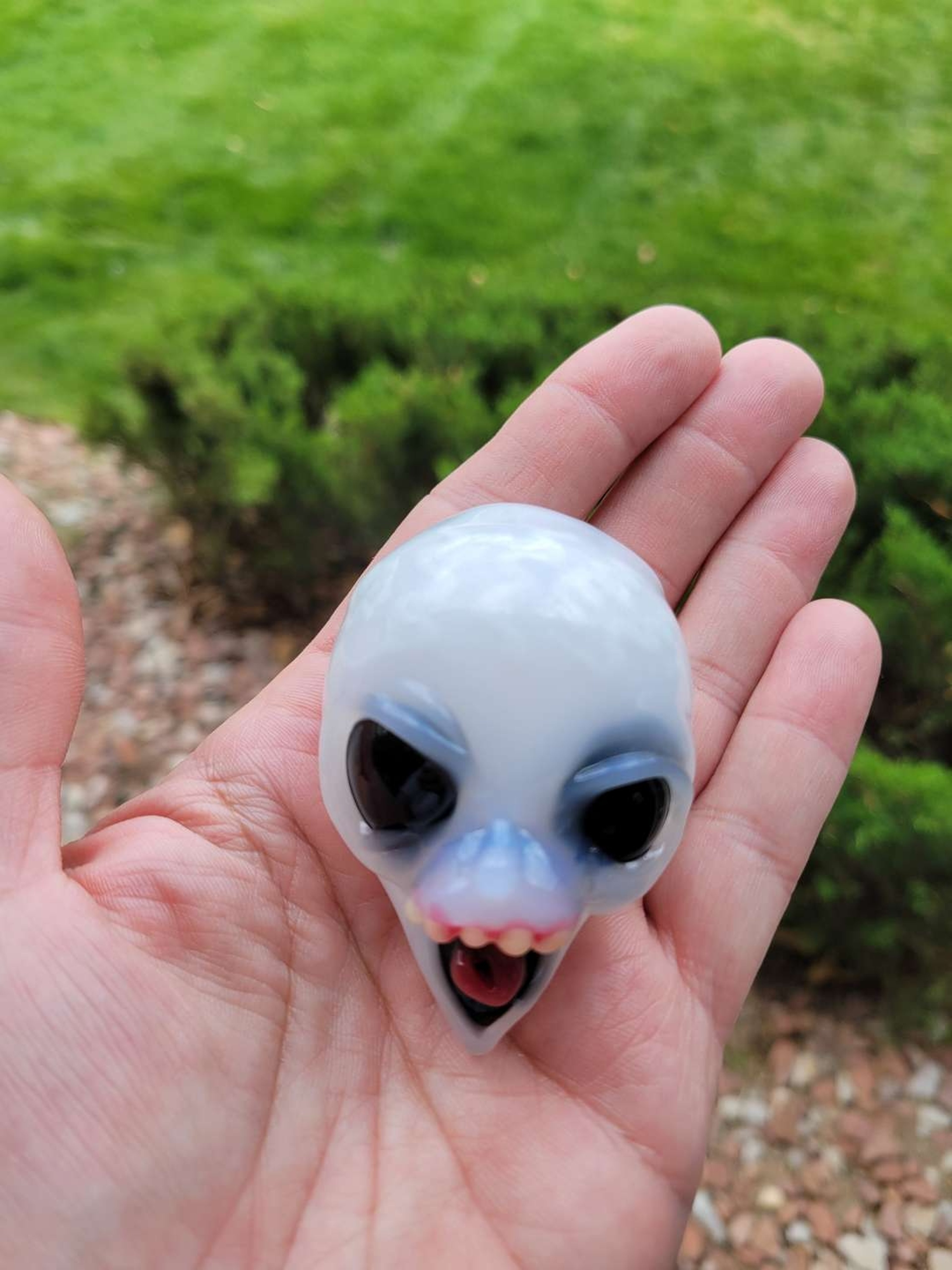 Preview pic of CmorGlass Alien Head