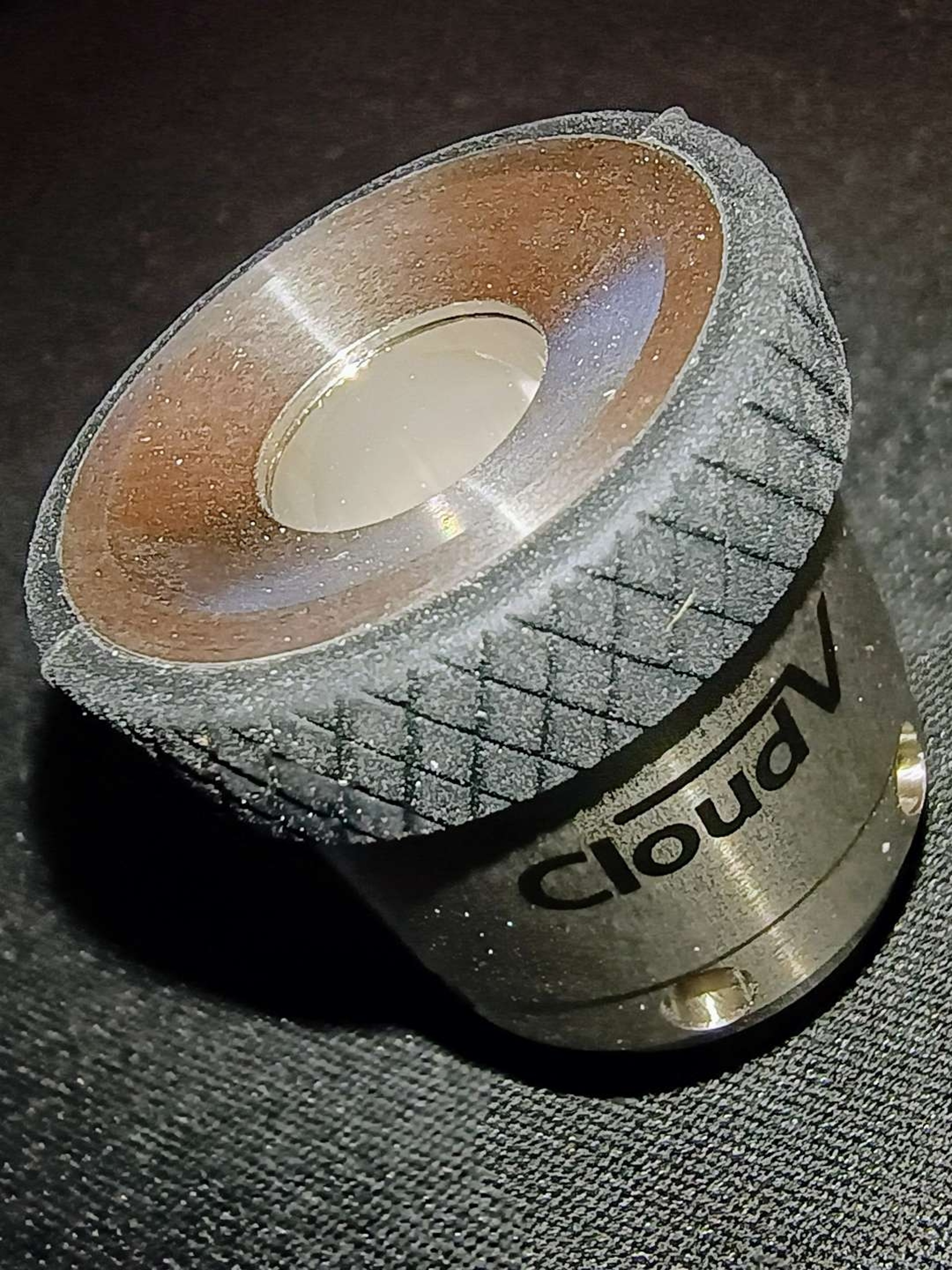Preview pic of Cloudv globe concentrate chamber