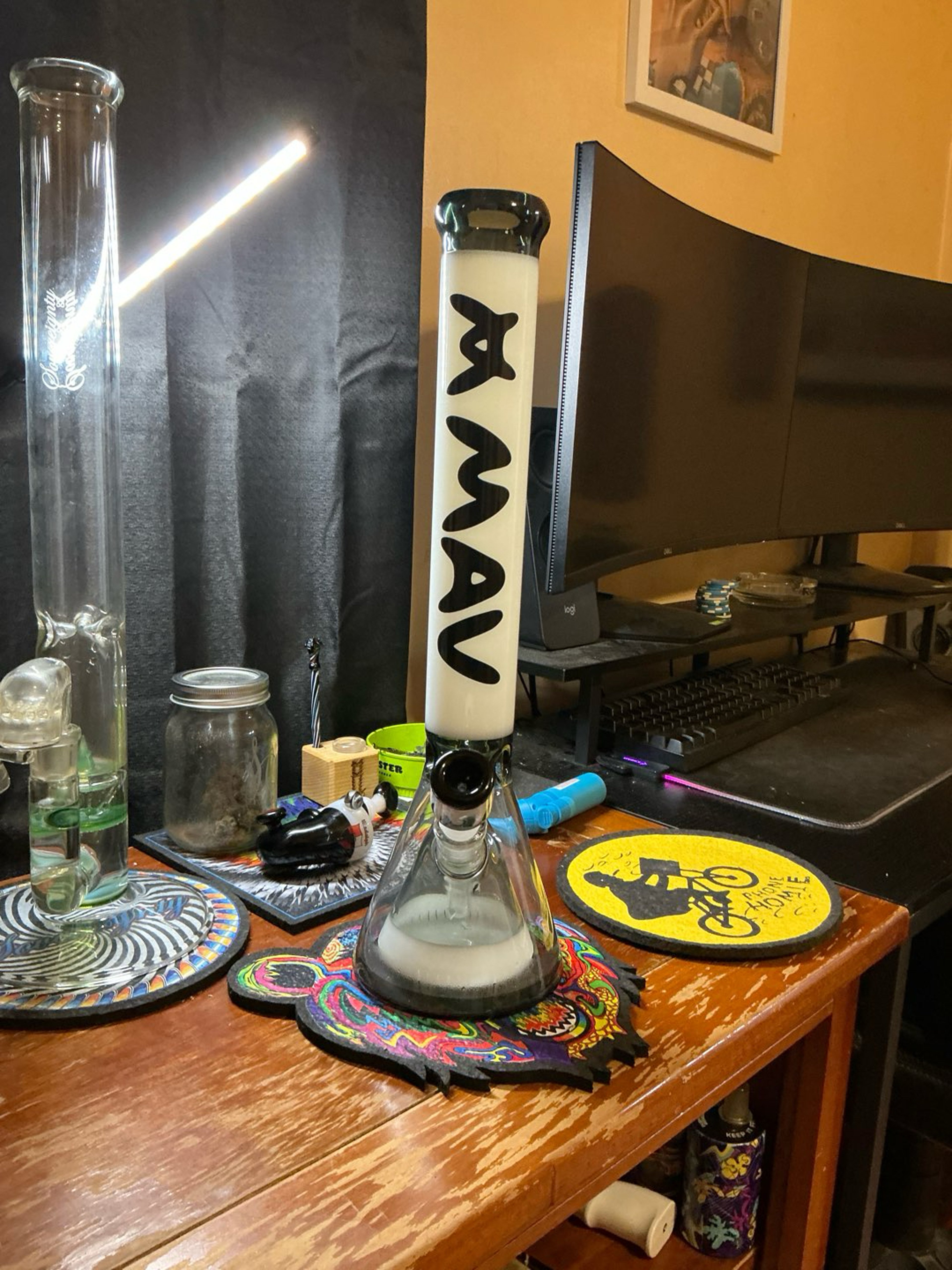 Preview pic of Mav Pyramid Beaker