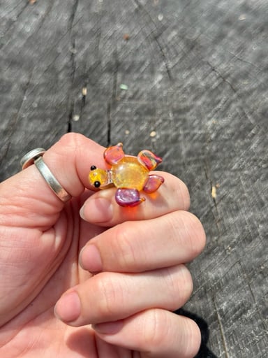 Preview pic of Little turtle pendant