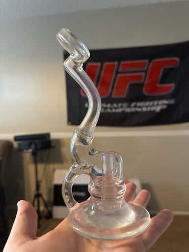 Preview pic of Powerful Jack Glass Recycler