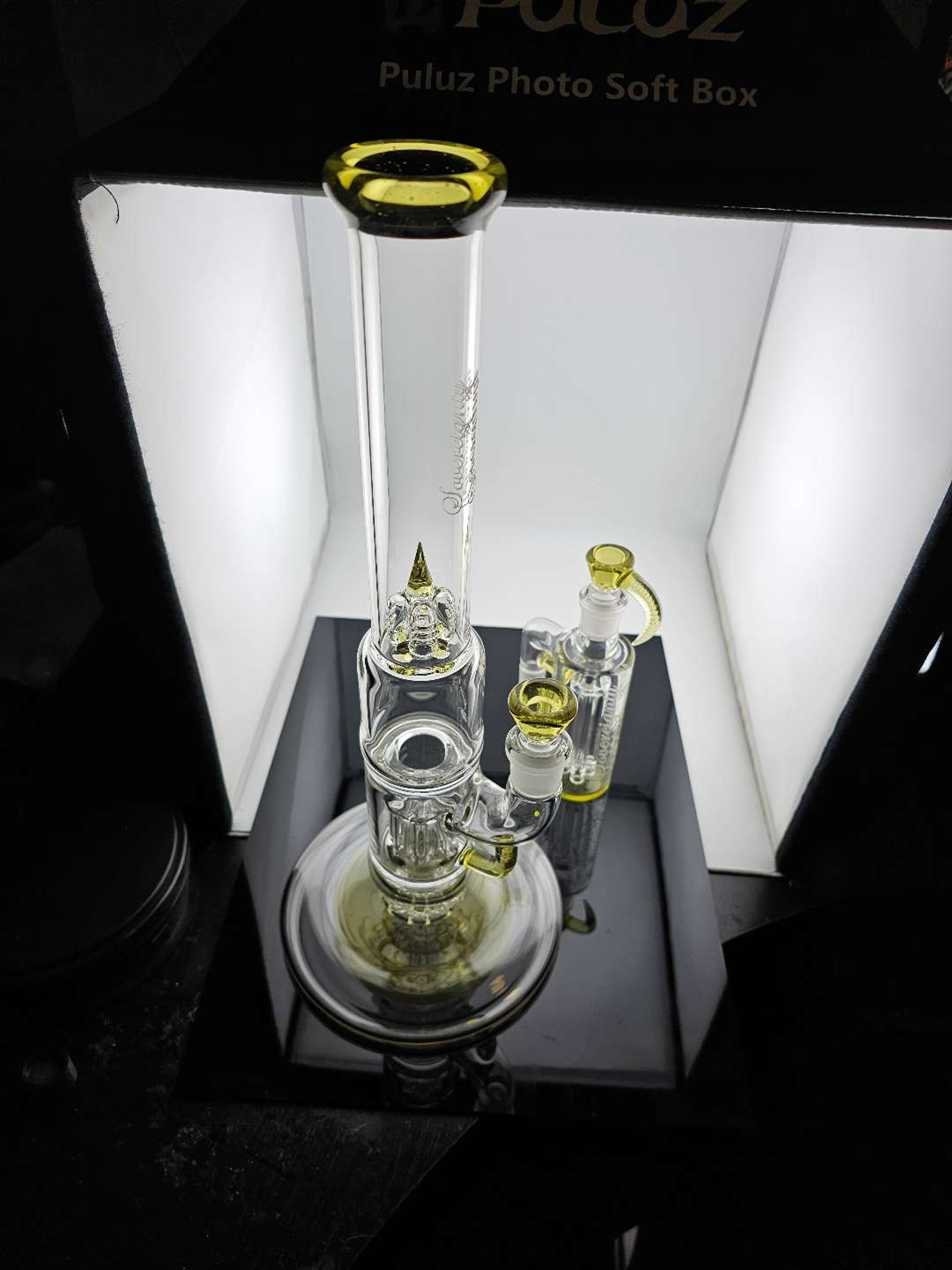 Preview pic of Sovereignty FA Straight Neck 44mm Hollow Foot Pint Pillar Set - Translucent Yoshi CFL