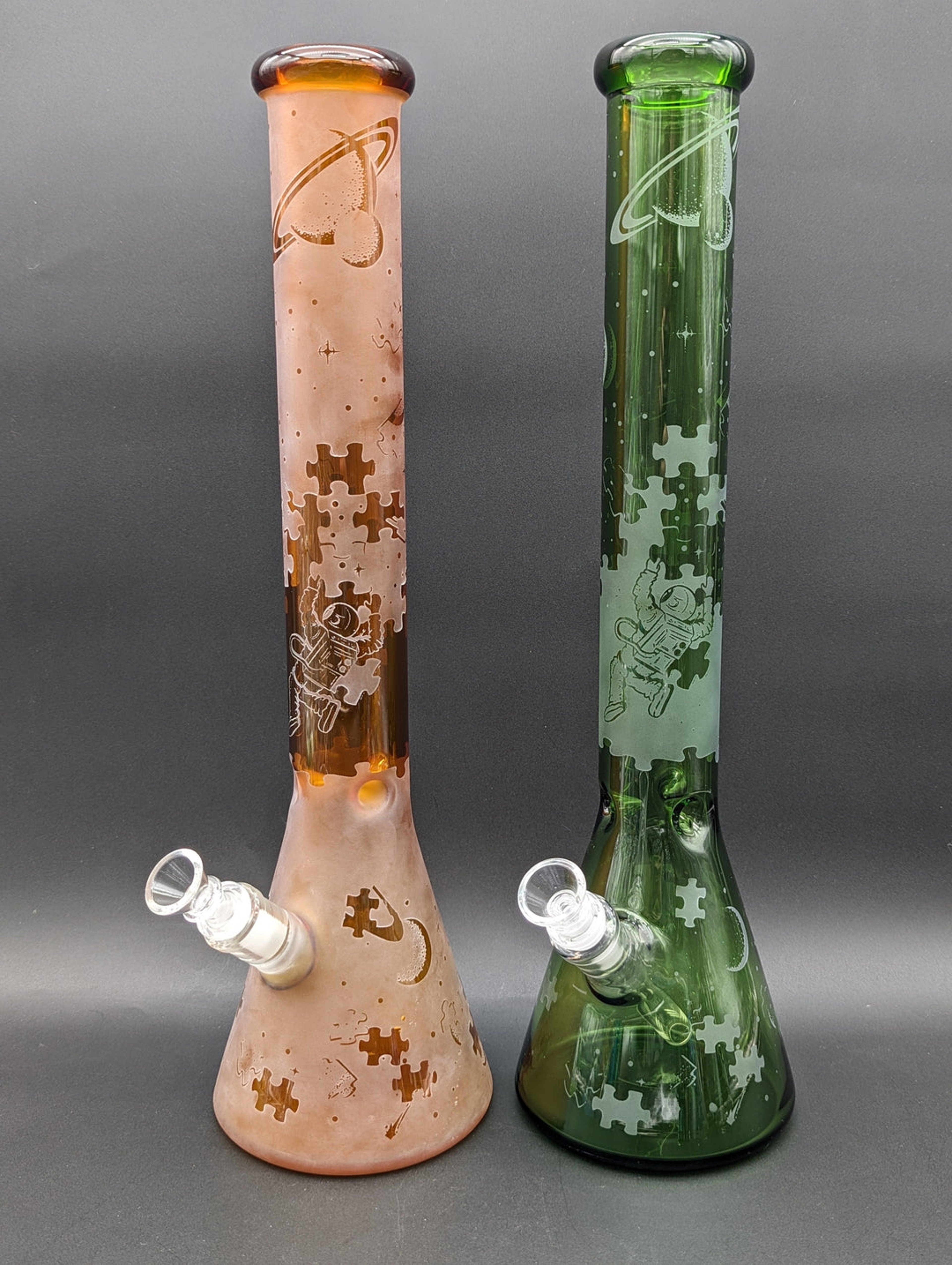 Preview pic of 16" SANDBLASTED SPACE PUZZLE BEAKER