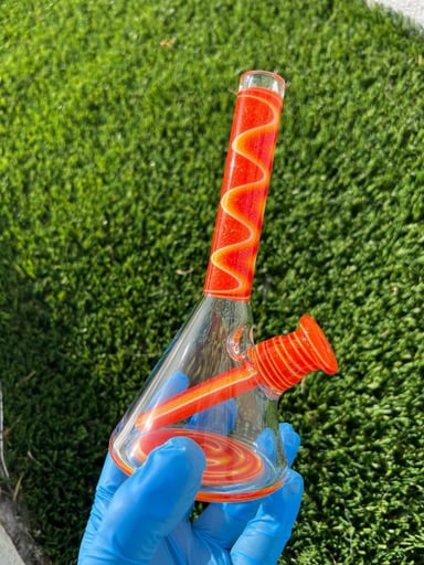 Preview pic of Lekseno Glass piece available