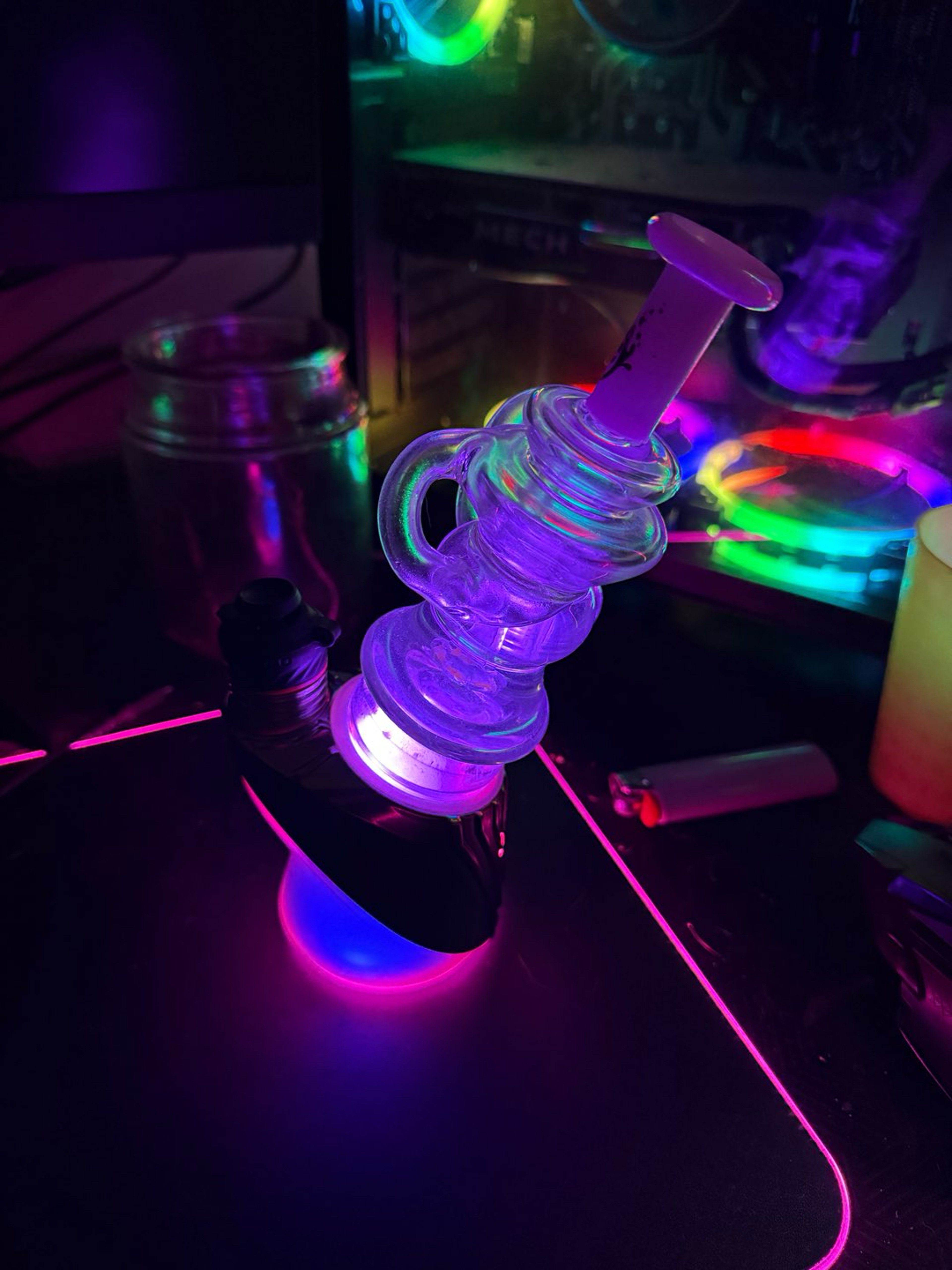 Preview pic of Puffco peak pro guardian