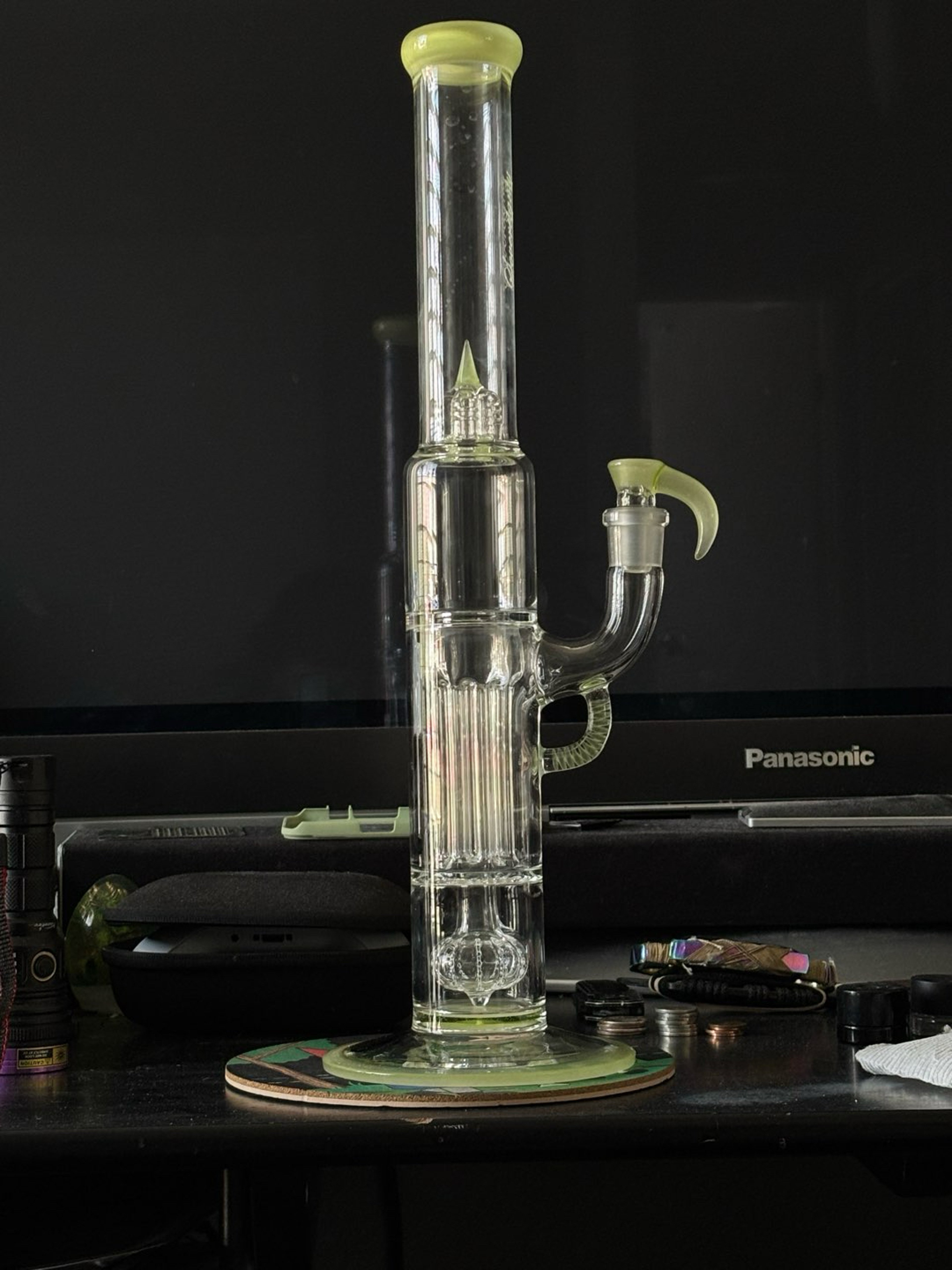 Preview pic of FA Lime White Satin x Lucy peyote pillar Comes with FA small pack  8.5/10 due to slight bloom