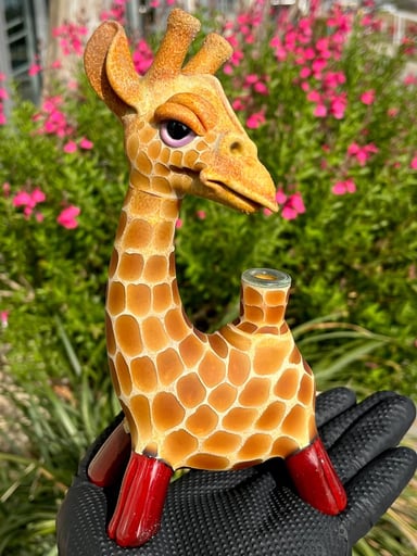 Preview pic of Robertson Glass Giraffe