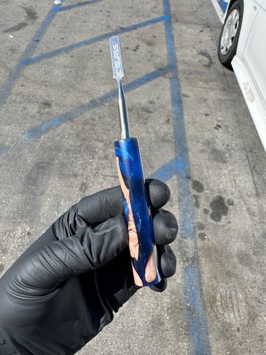 Preview pic of Blue epoxy dab stick