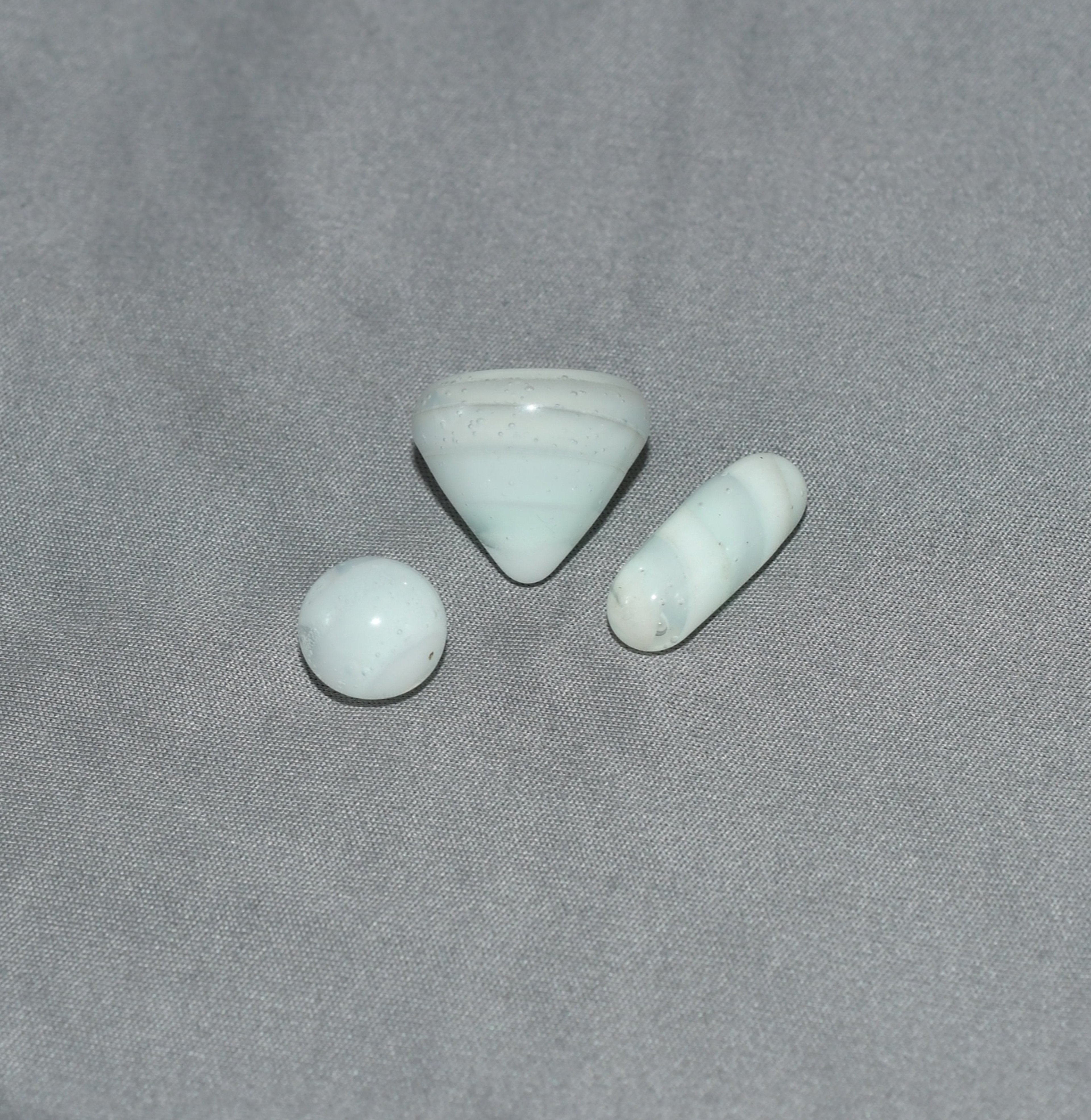 Preview pic of Black Market Glass Glow In The Dark Slurper Set.