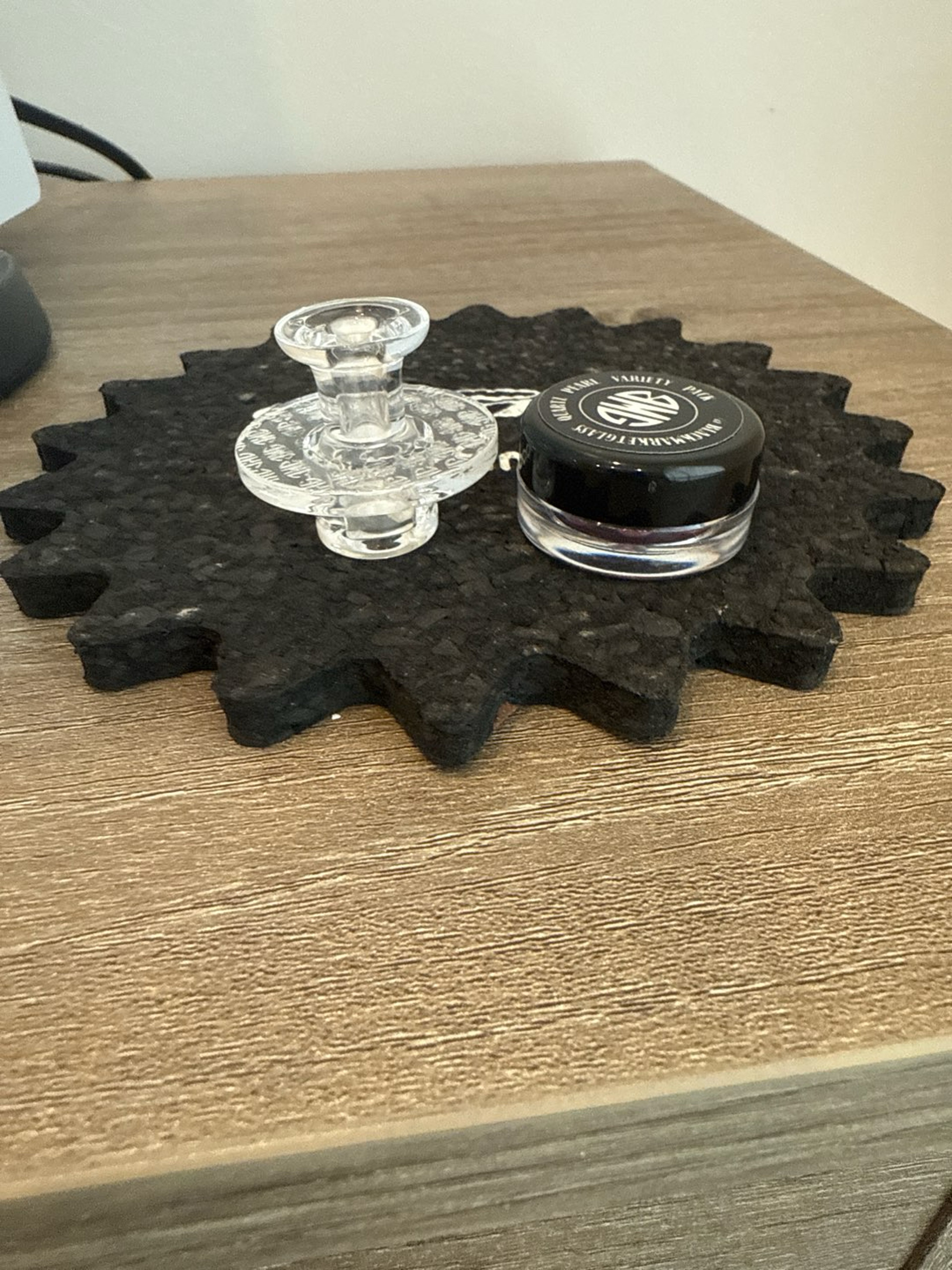 Preview pic of BMG Quartz Spinner Cap + quartz pearls