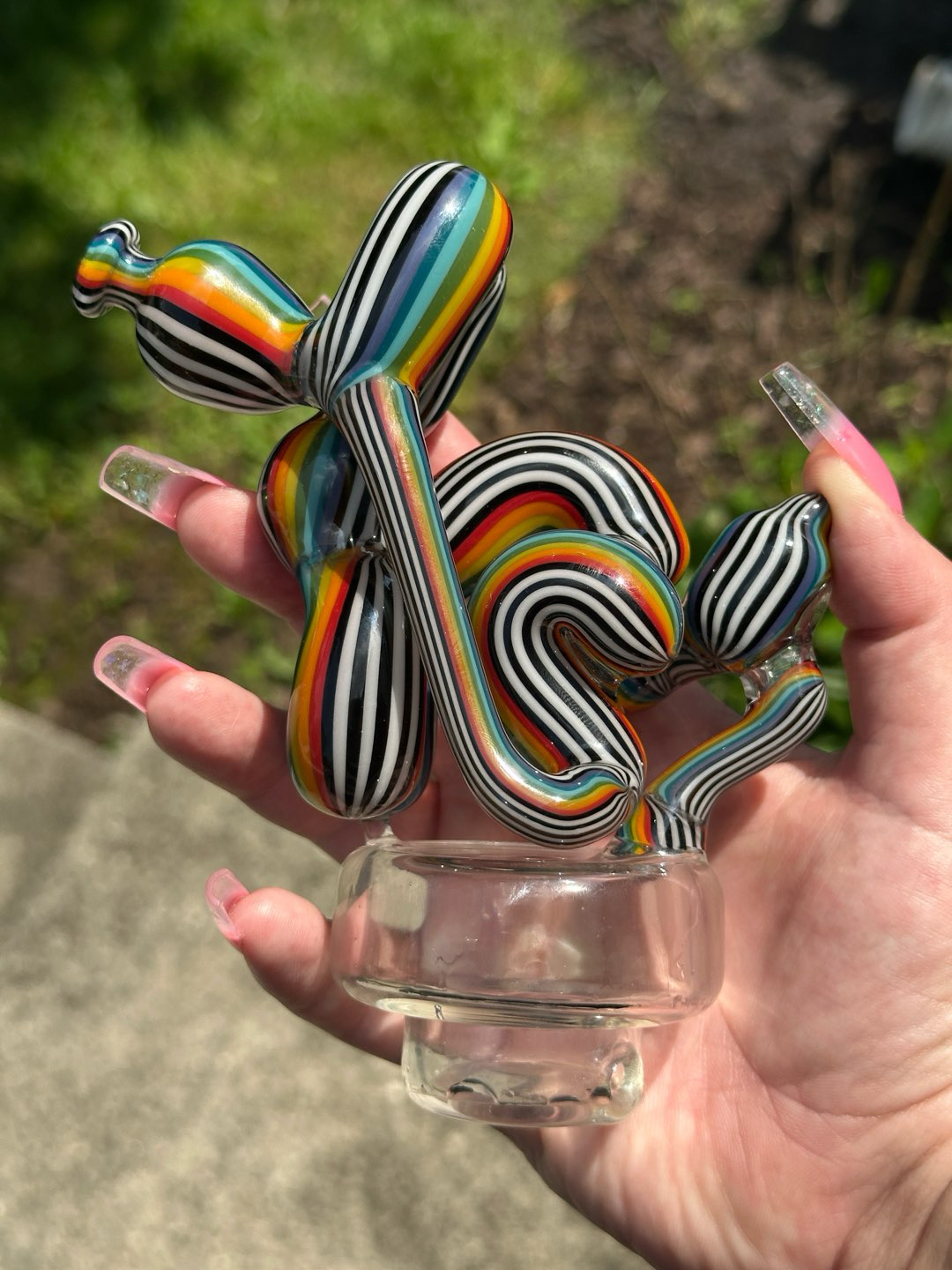 Preview pic of blitzkriega rainbow balloon dog shitter focus v carta top