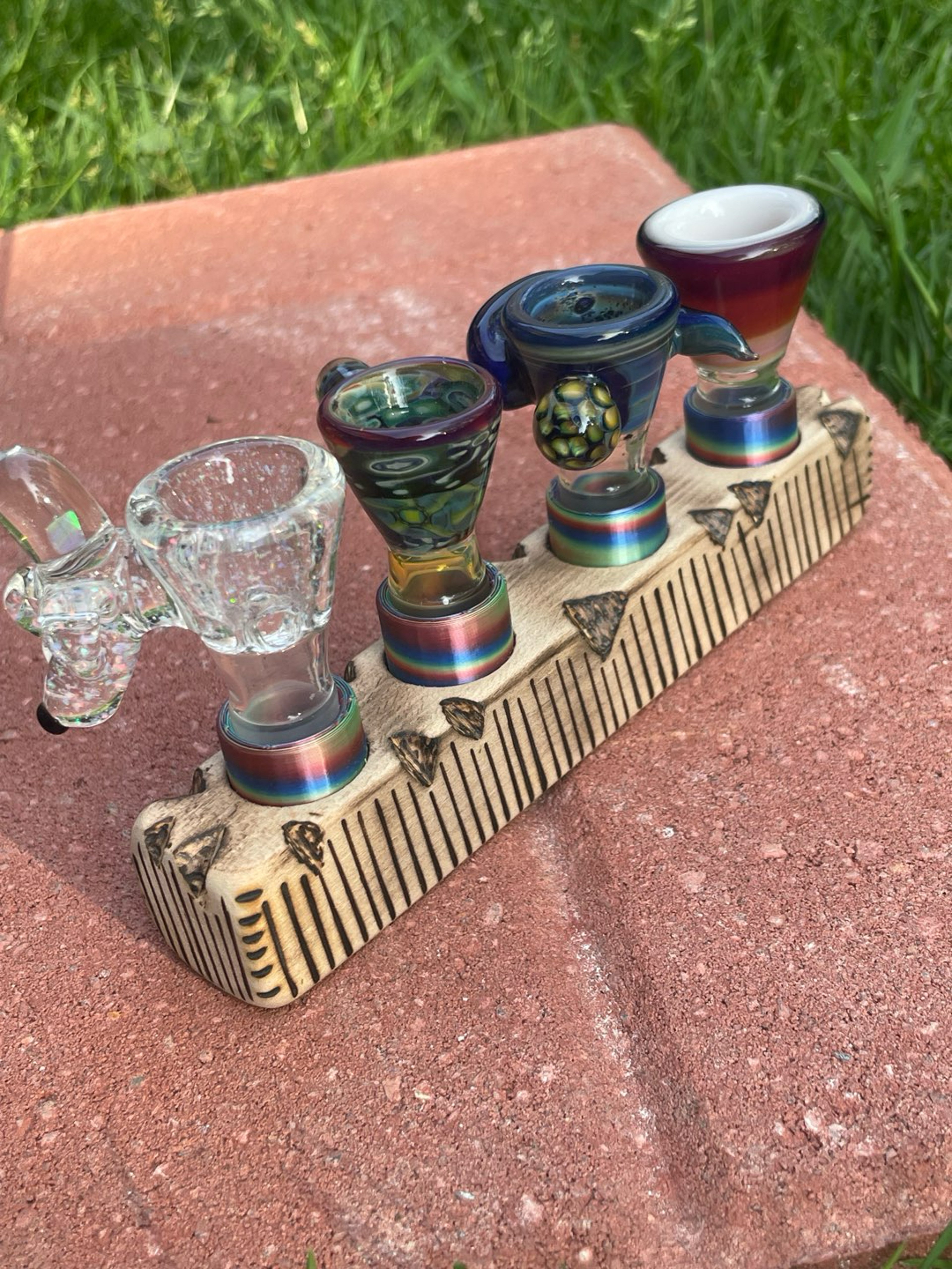 Preview pic of Hand Carved 14mm Slide Stand