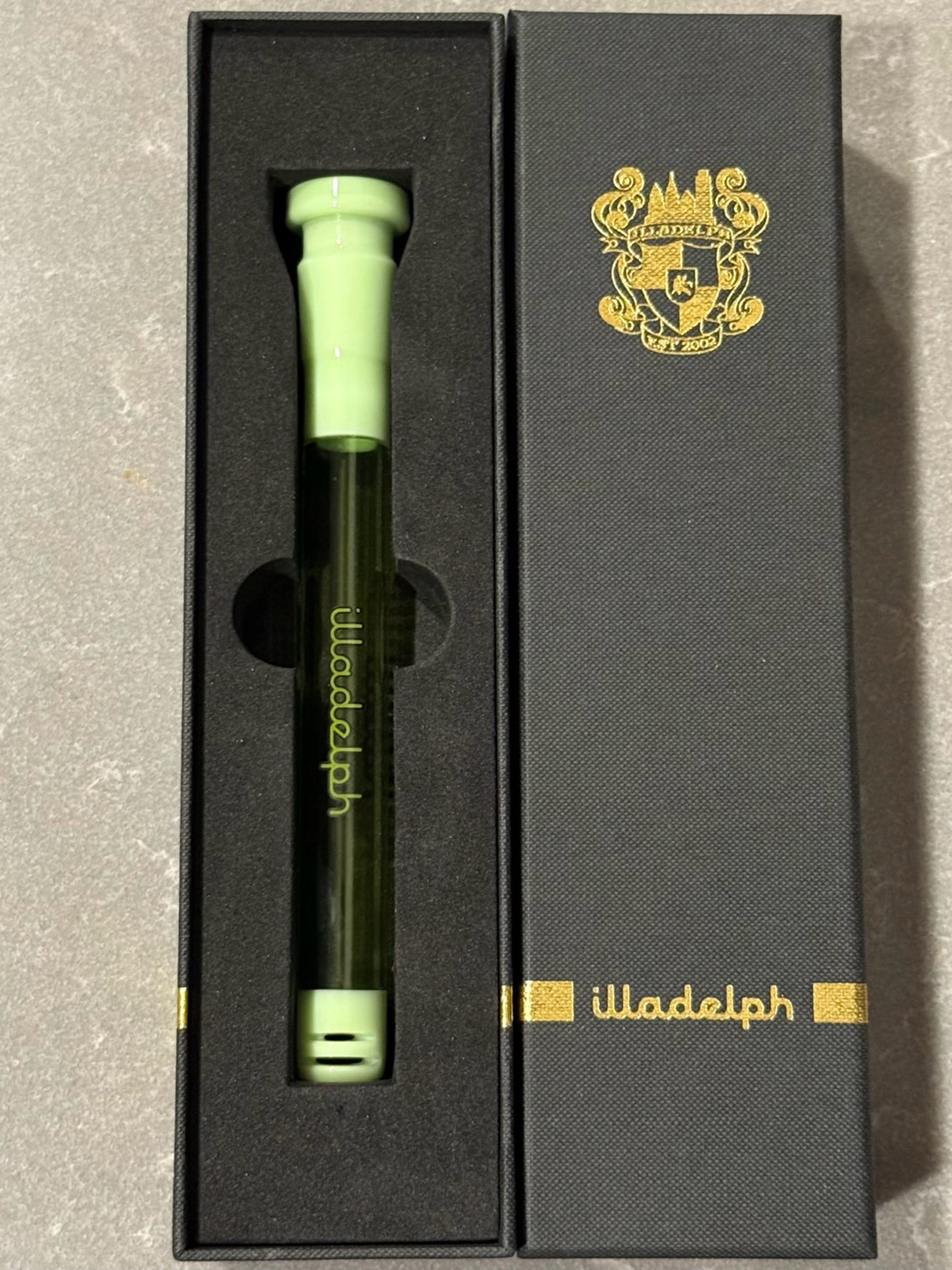 Preview pic of Illadelph Green Encalmo Downstem