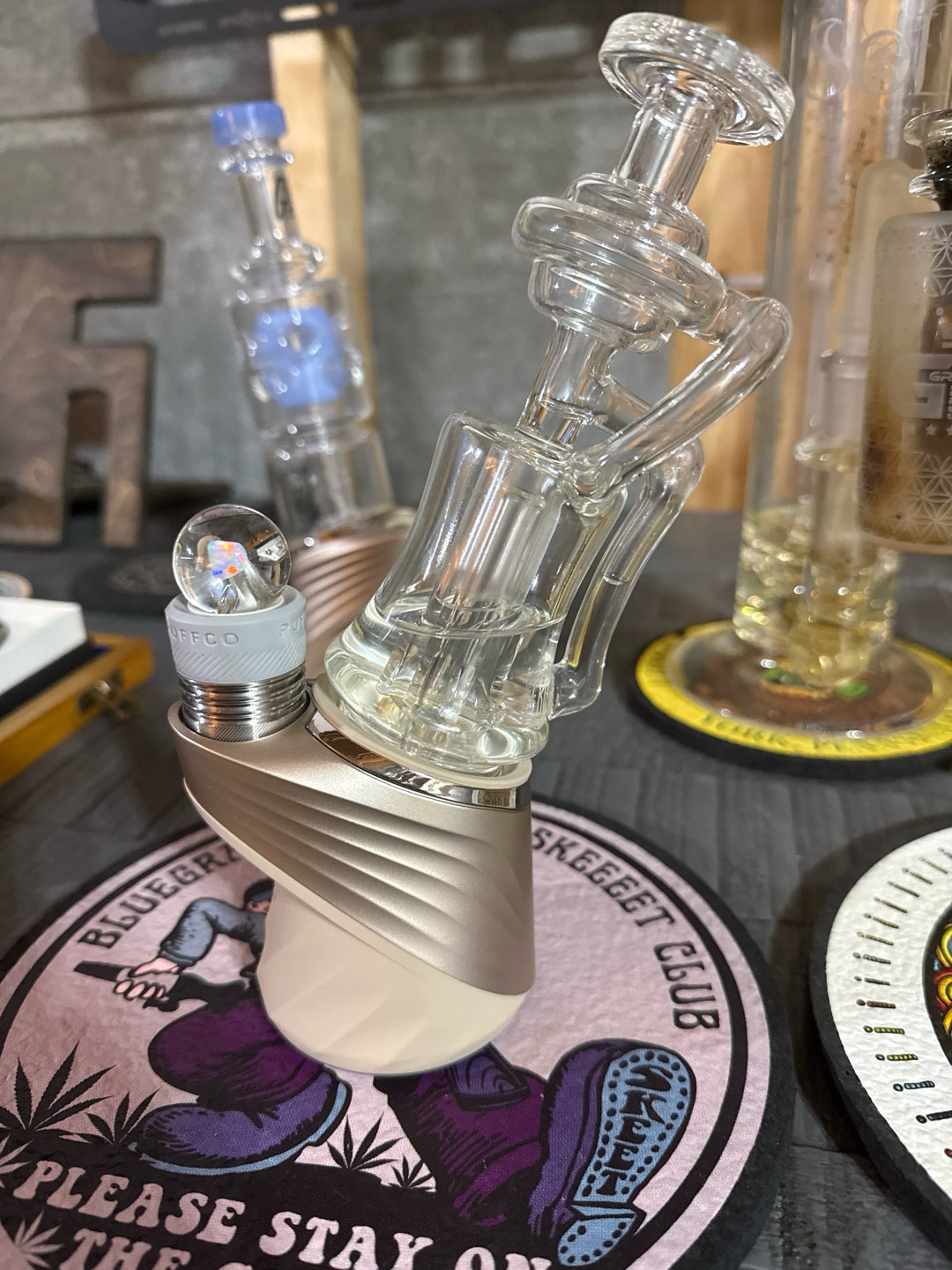 Preview pic of Puffco fat boy lay back recycler!