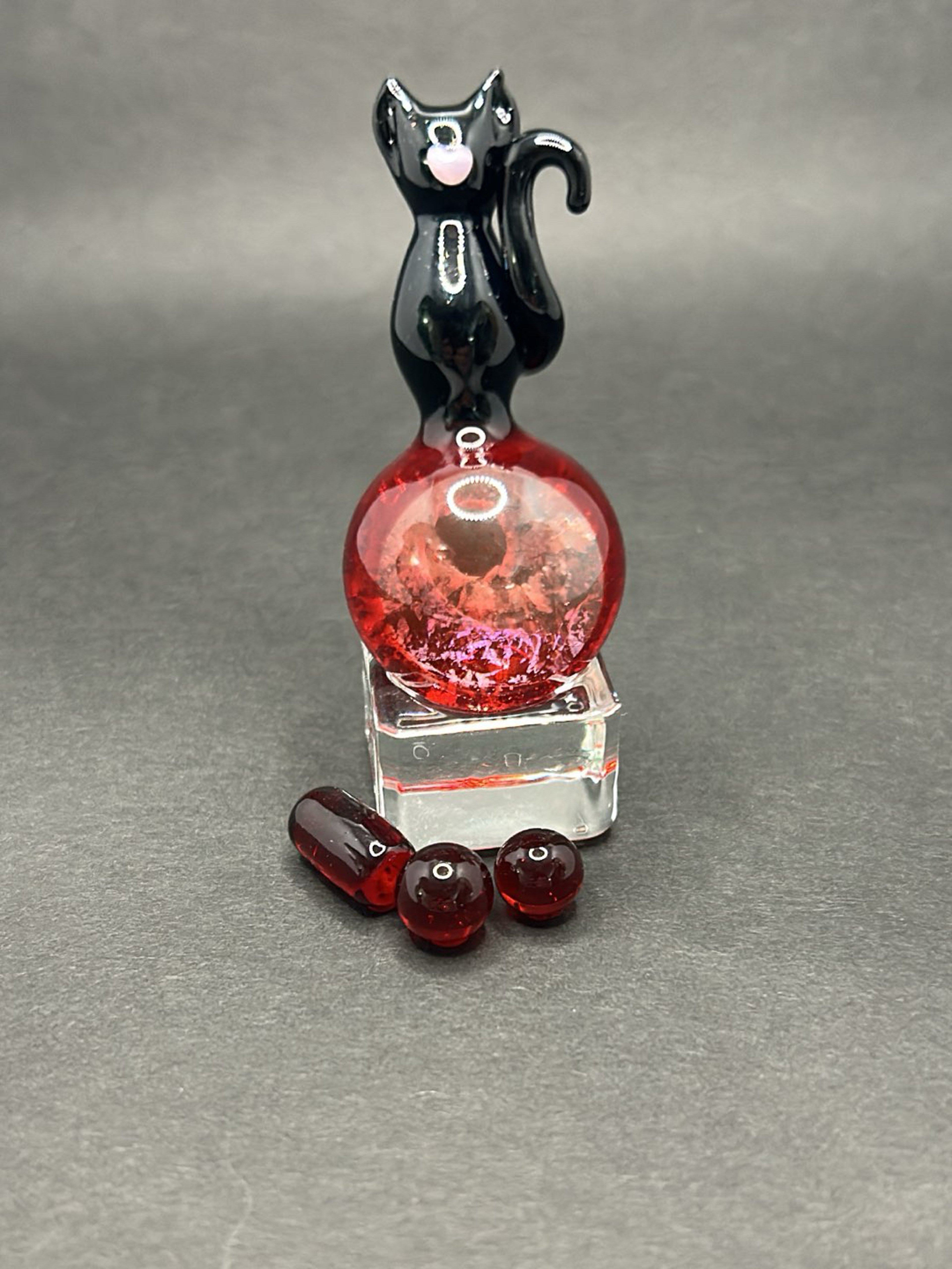Preview pic of Kitty marble set