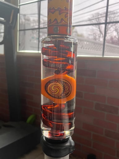 Preview pic of 2012 luna coil illadelph with typical beaker base