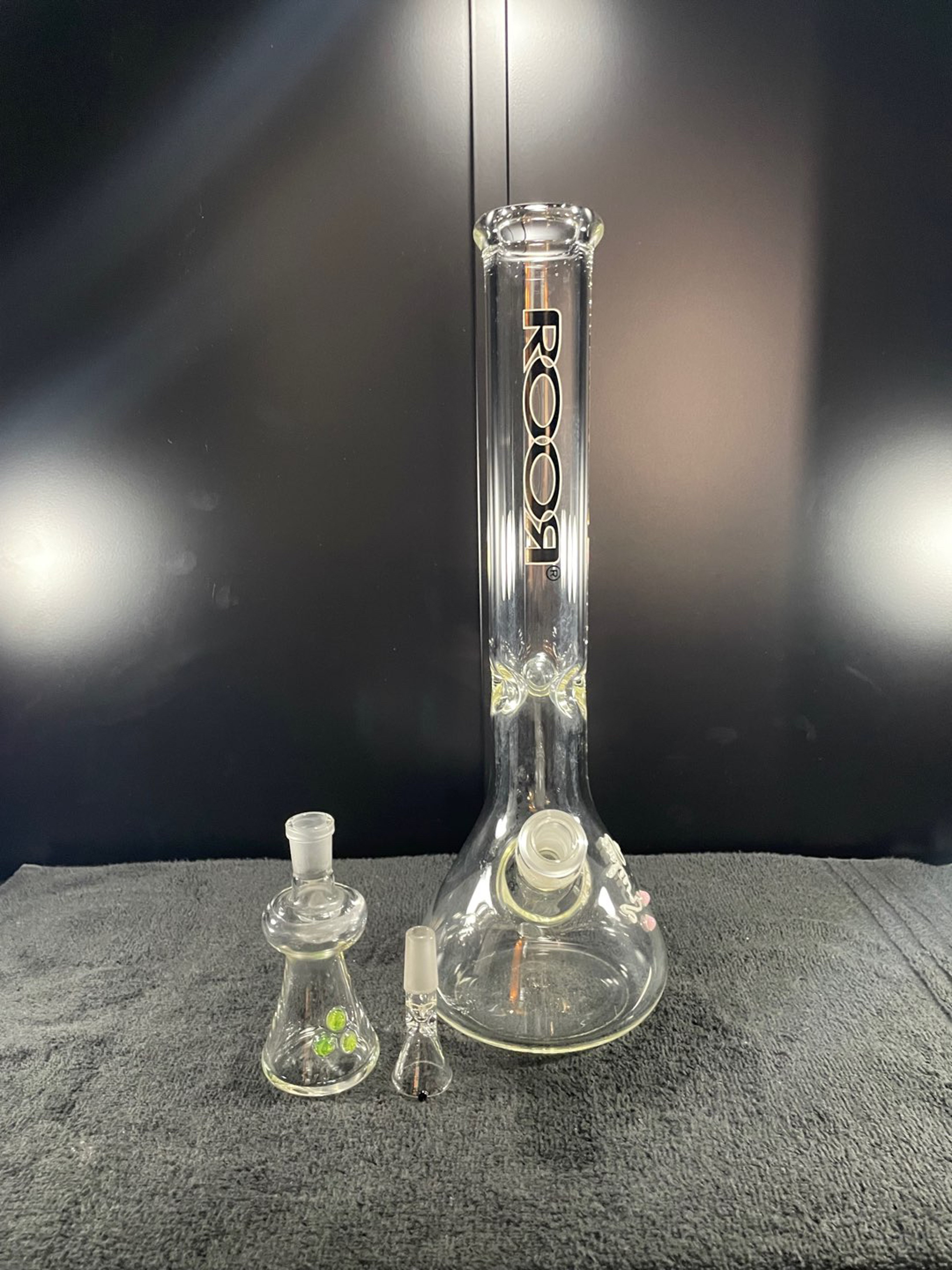 Preview pic of Roor beaker, Mohawk ash catcher