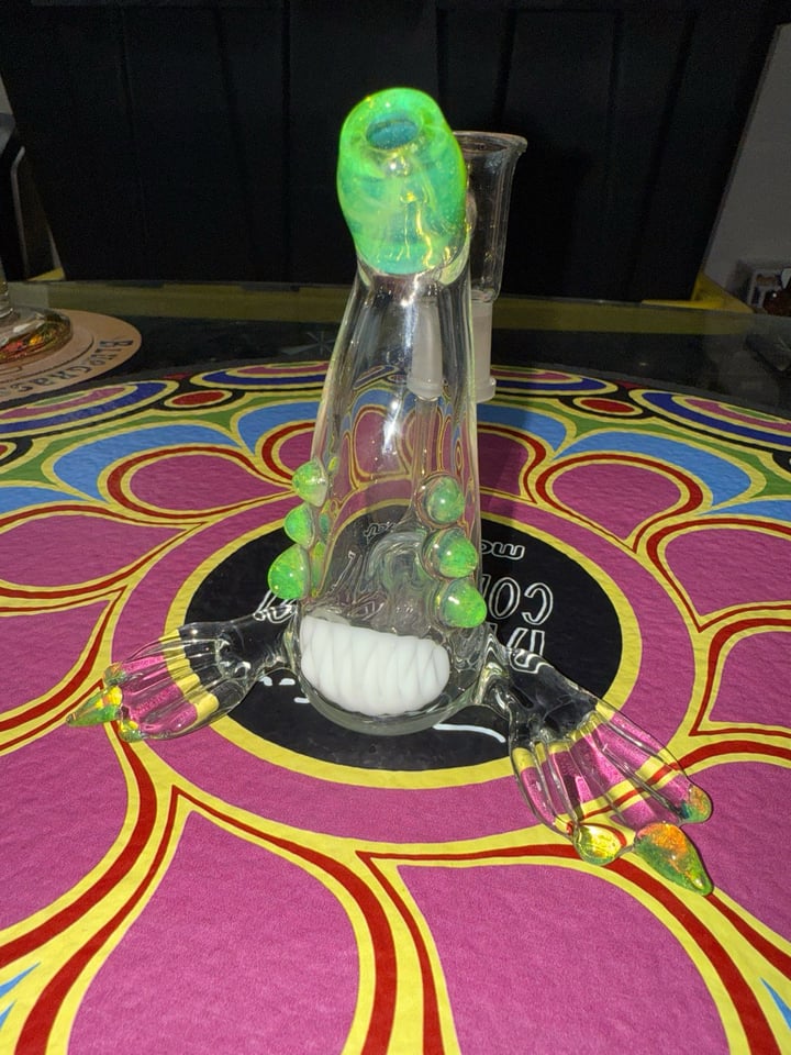 Scalien | Shop Kahuna Glass on GlassPass