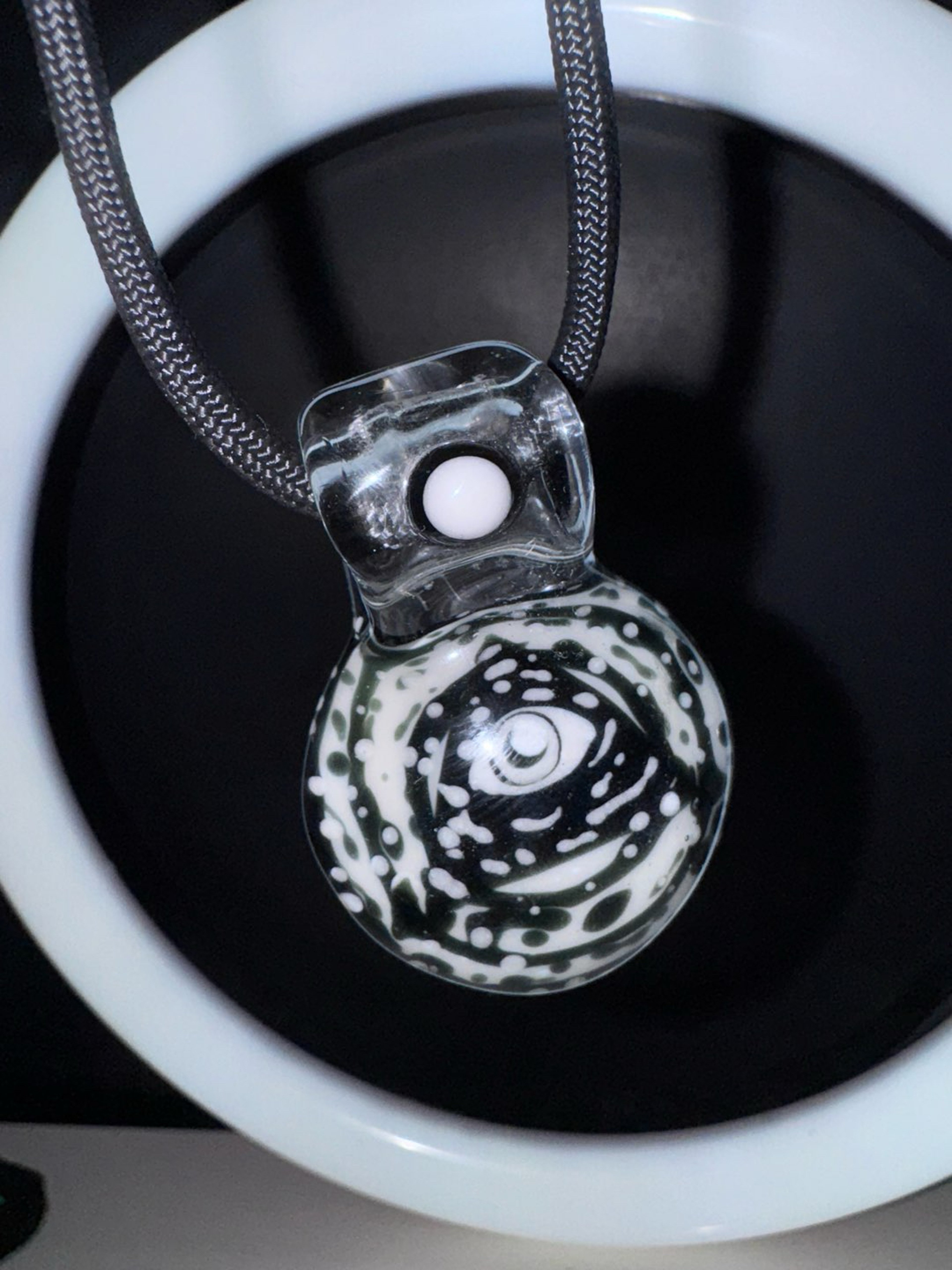 Preview pic of @glyph_glass Illuminati Pendant