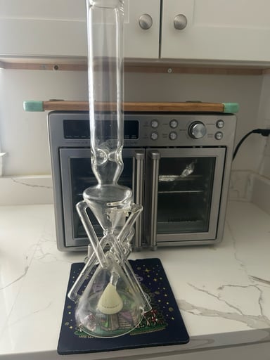 Preview pic of (Cfl)Grassblower bong for sale