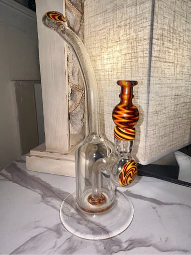 Preview pic of Joe Johnston glass rig with heady wig wag & linework