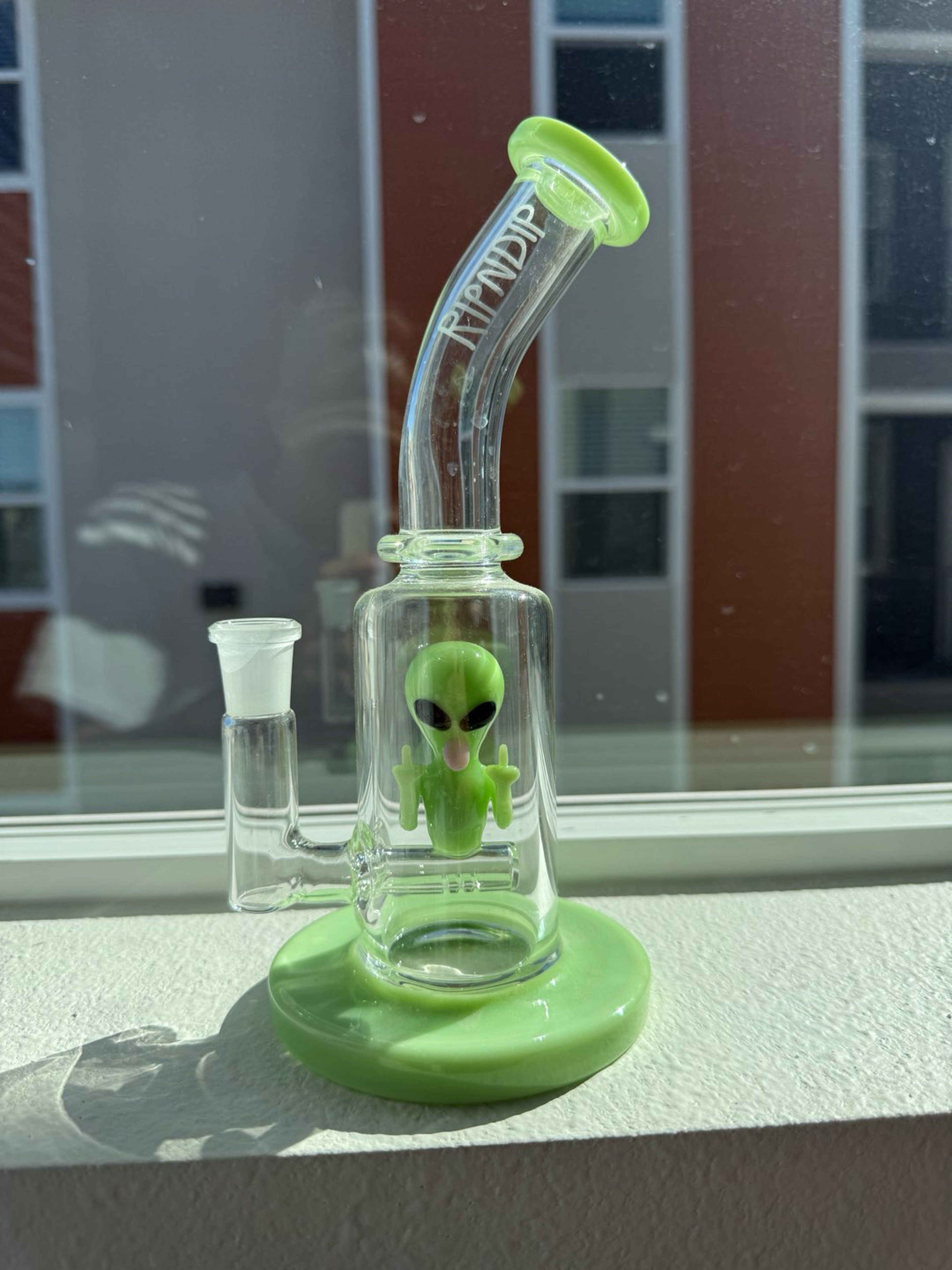 Preview pic of RipnDip Alien Rig