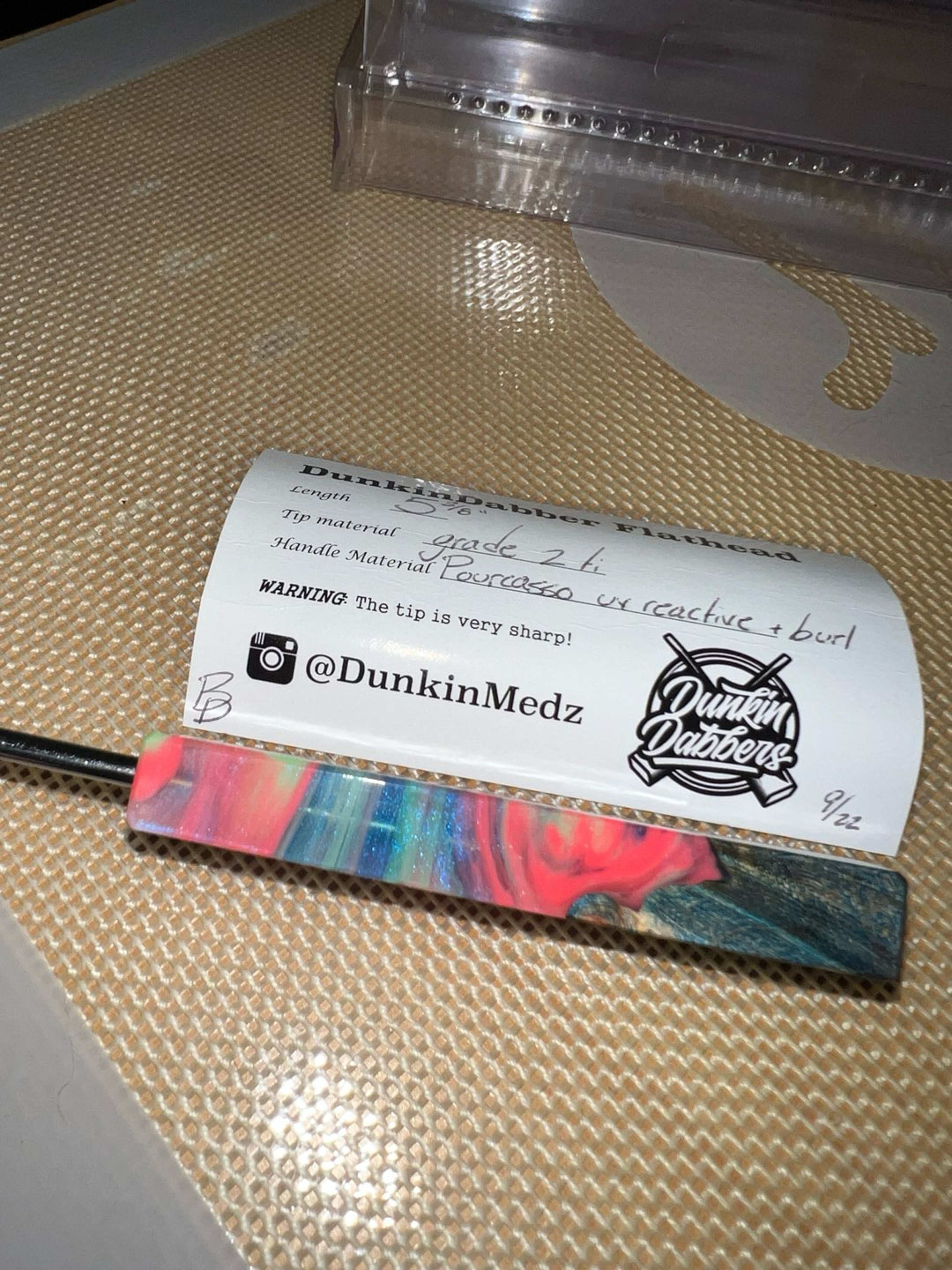 Preview pic of Dunkin Dabber pourcasso X Burl wood UV