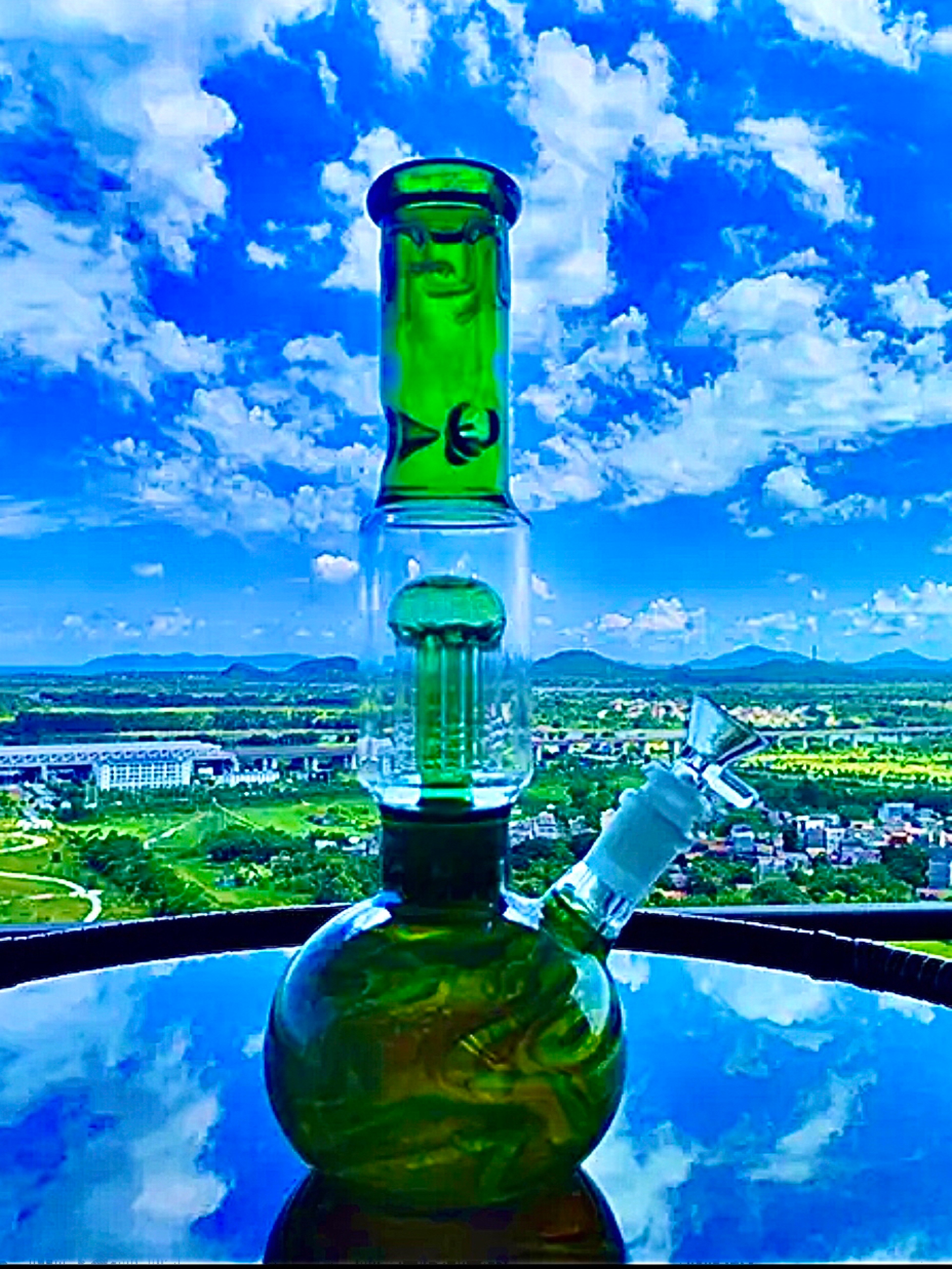 Preview pic of Green 11” Tube Tree Perc Flat Base NEW