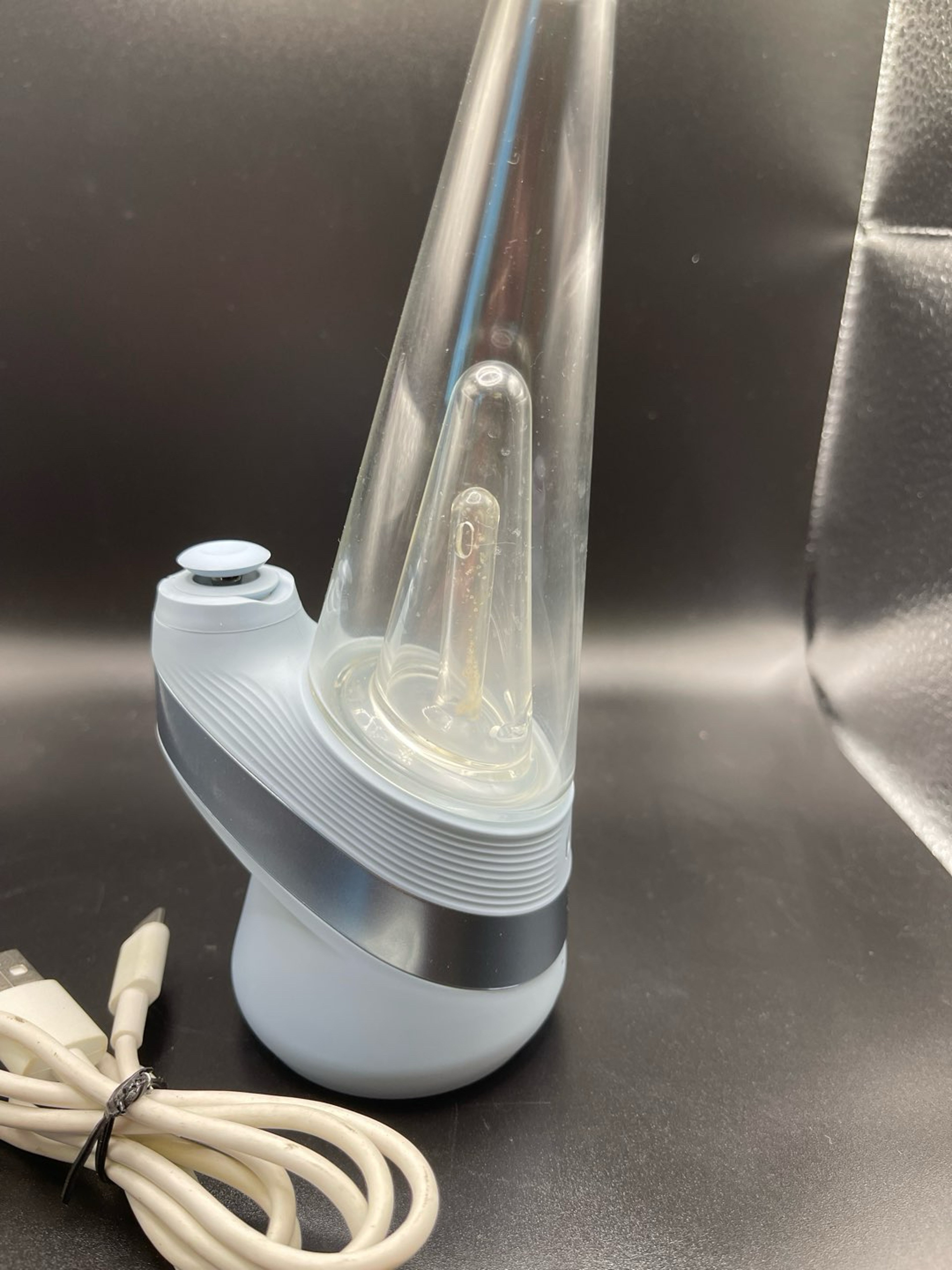 Preview pic of Puffco Peak V2 Sky (read description)