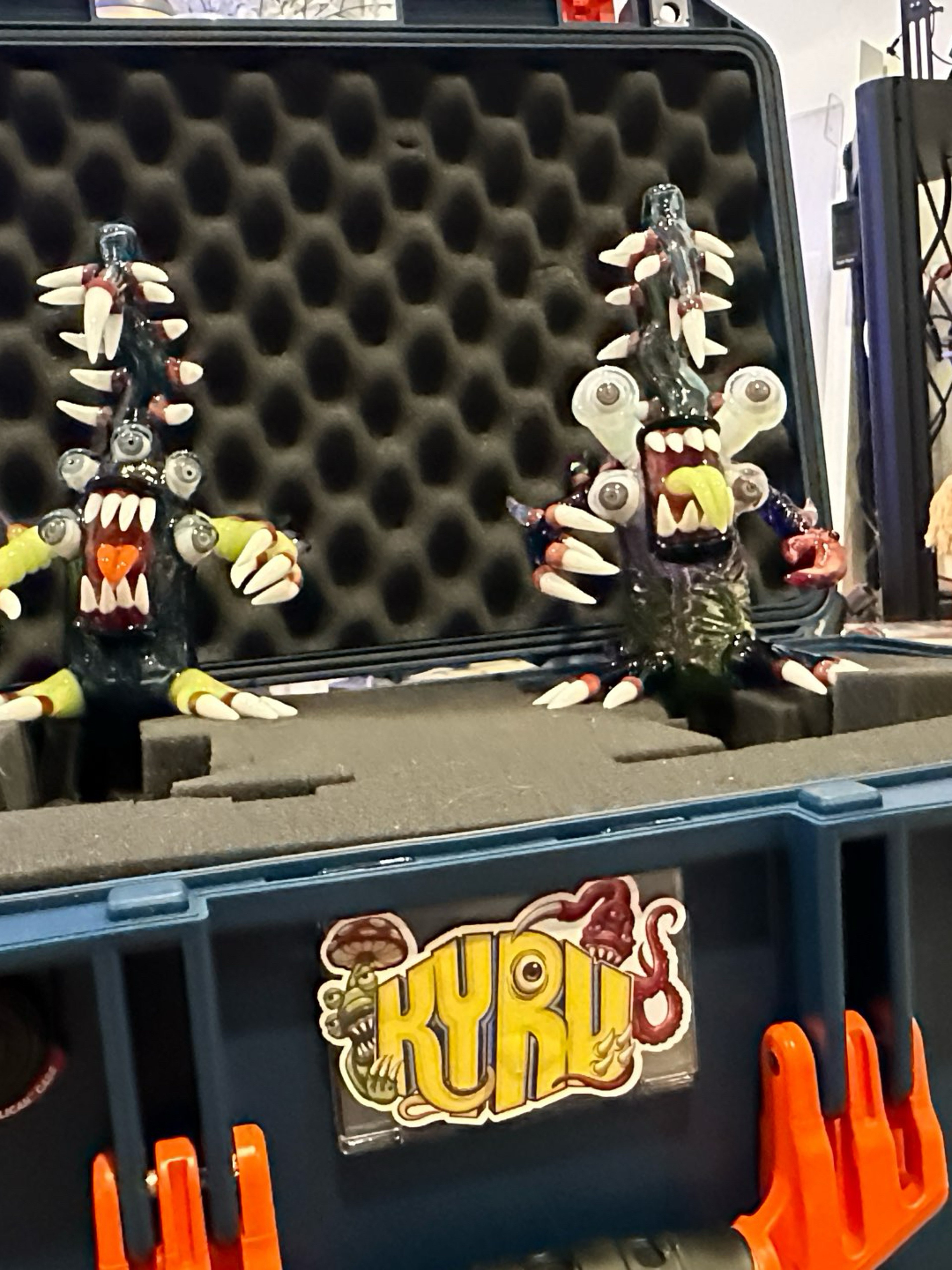 Preview pic of Two Kyru glass monsters! (Looking for trades)