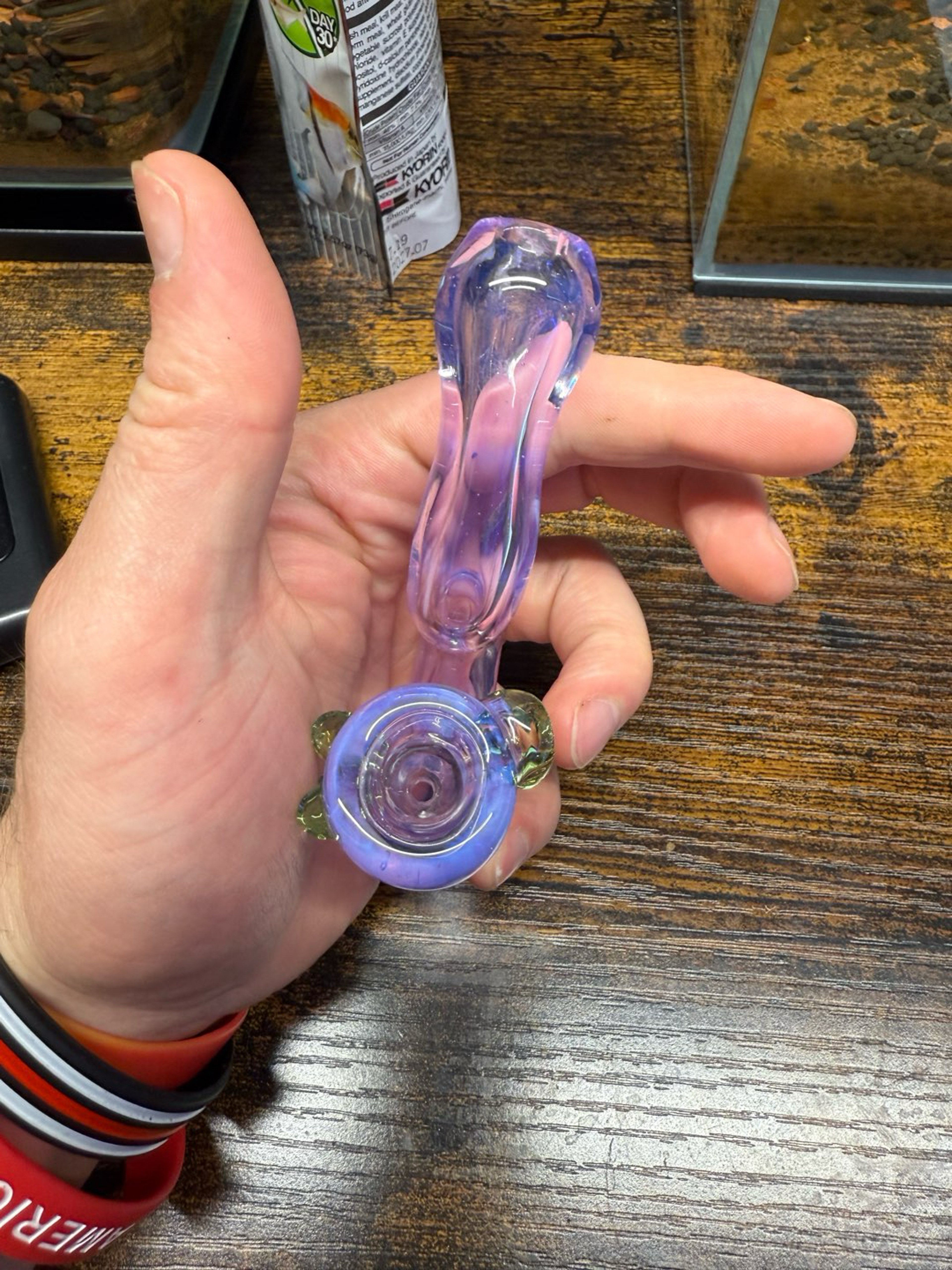 Preview pic of BlobGlass UV dry pipe