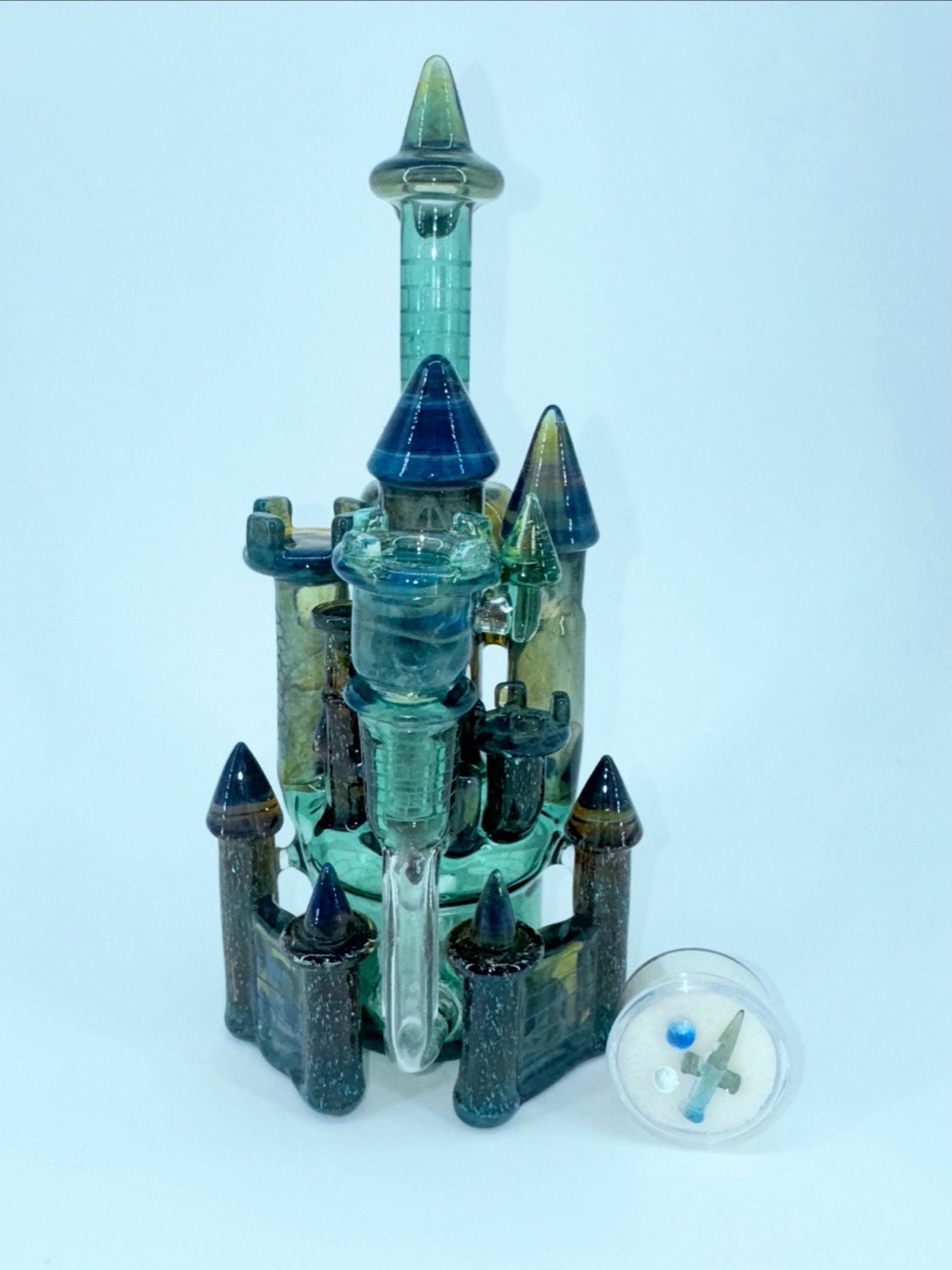 Preview pic of Jebb glass castle recycler