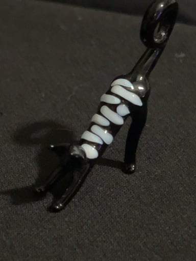 Preview pic of Glass kitty cat pendant