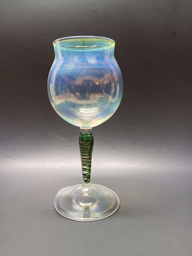 Preview pic of Wine glass