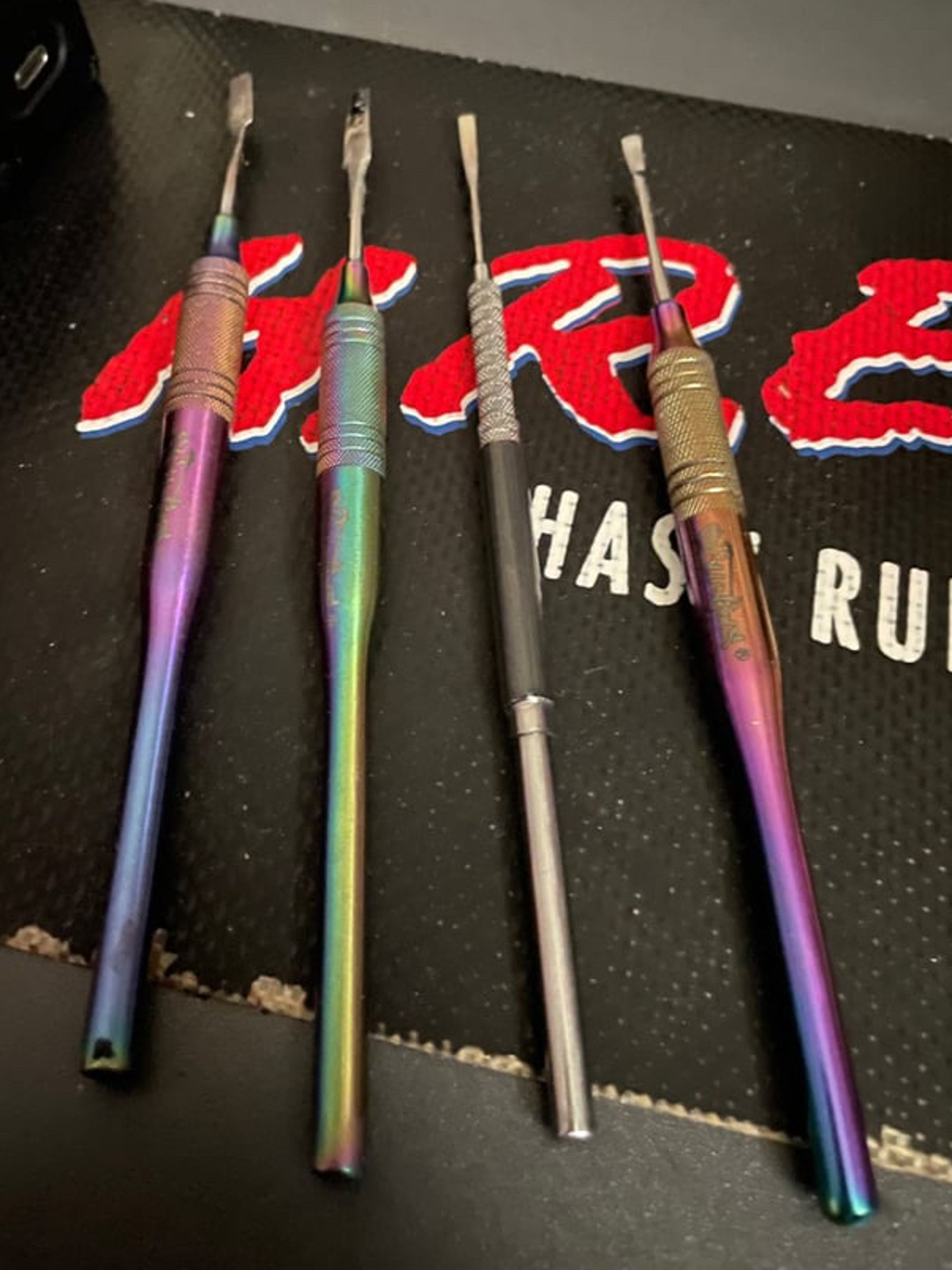 Preview pic of Skilletools bundle! 3 Anodized Skilletools + Flexy!