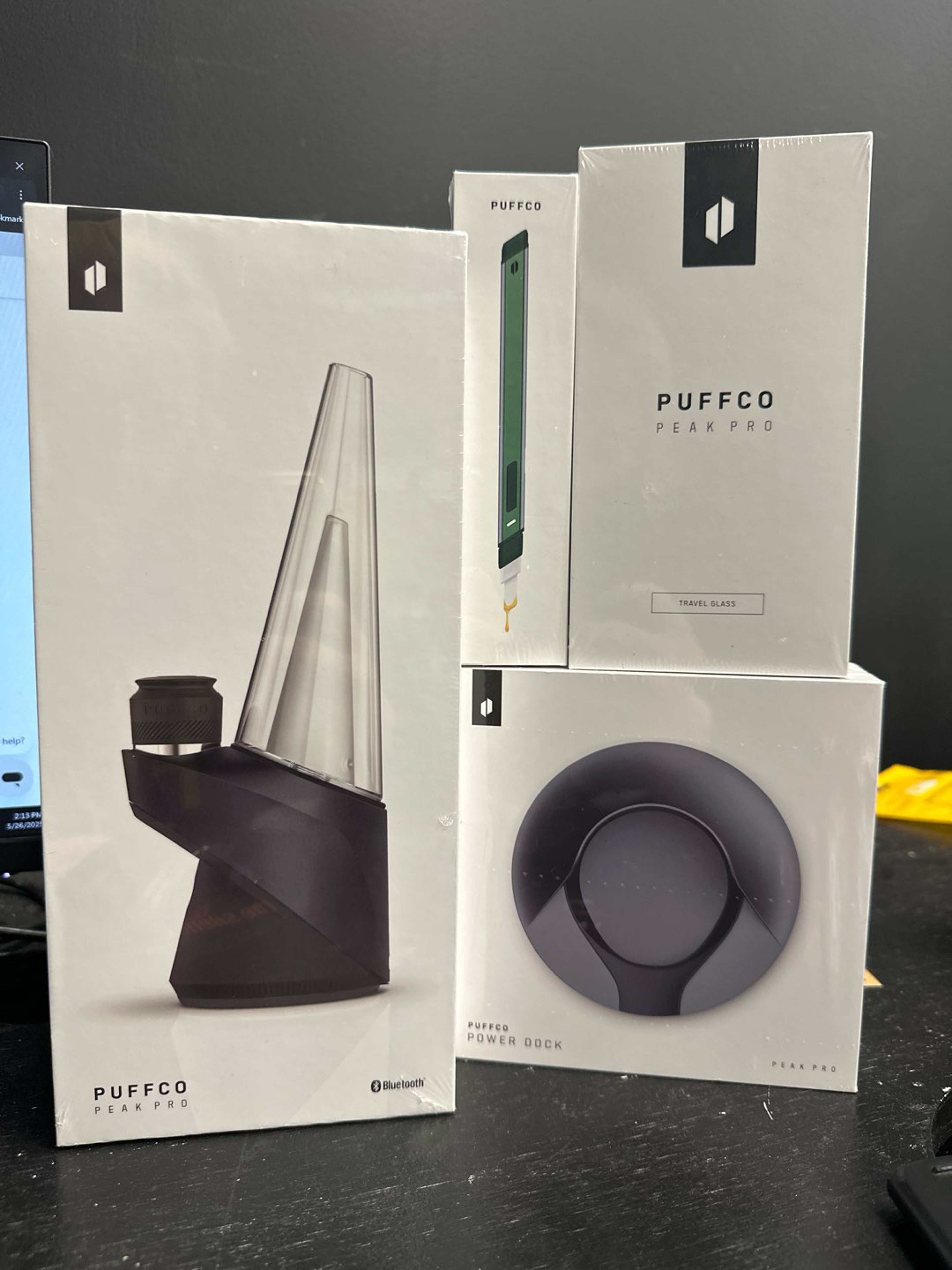 Preview pic of Puffco Lot ❤️ 4 Items *$764.51 Value*