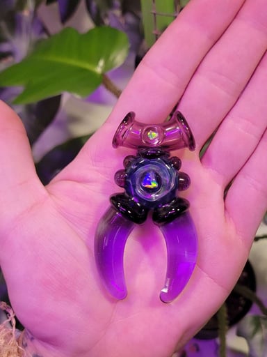 Preview pic of Mitoa pendant