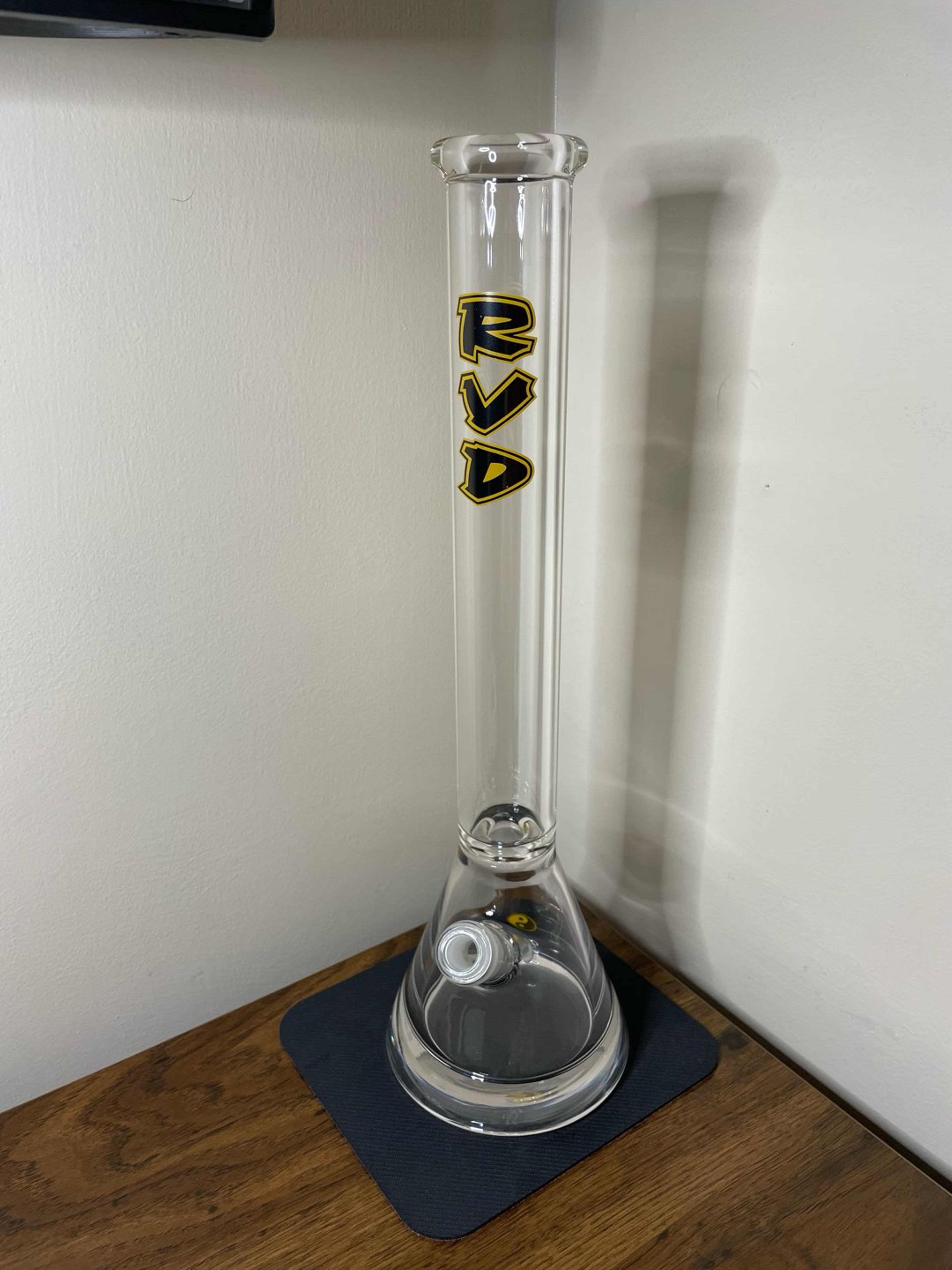 Preview pic of RVD Glass x Greek Glass Beaker