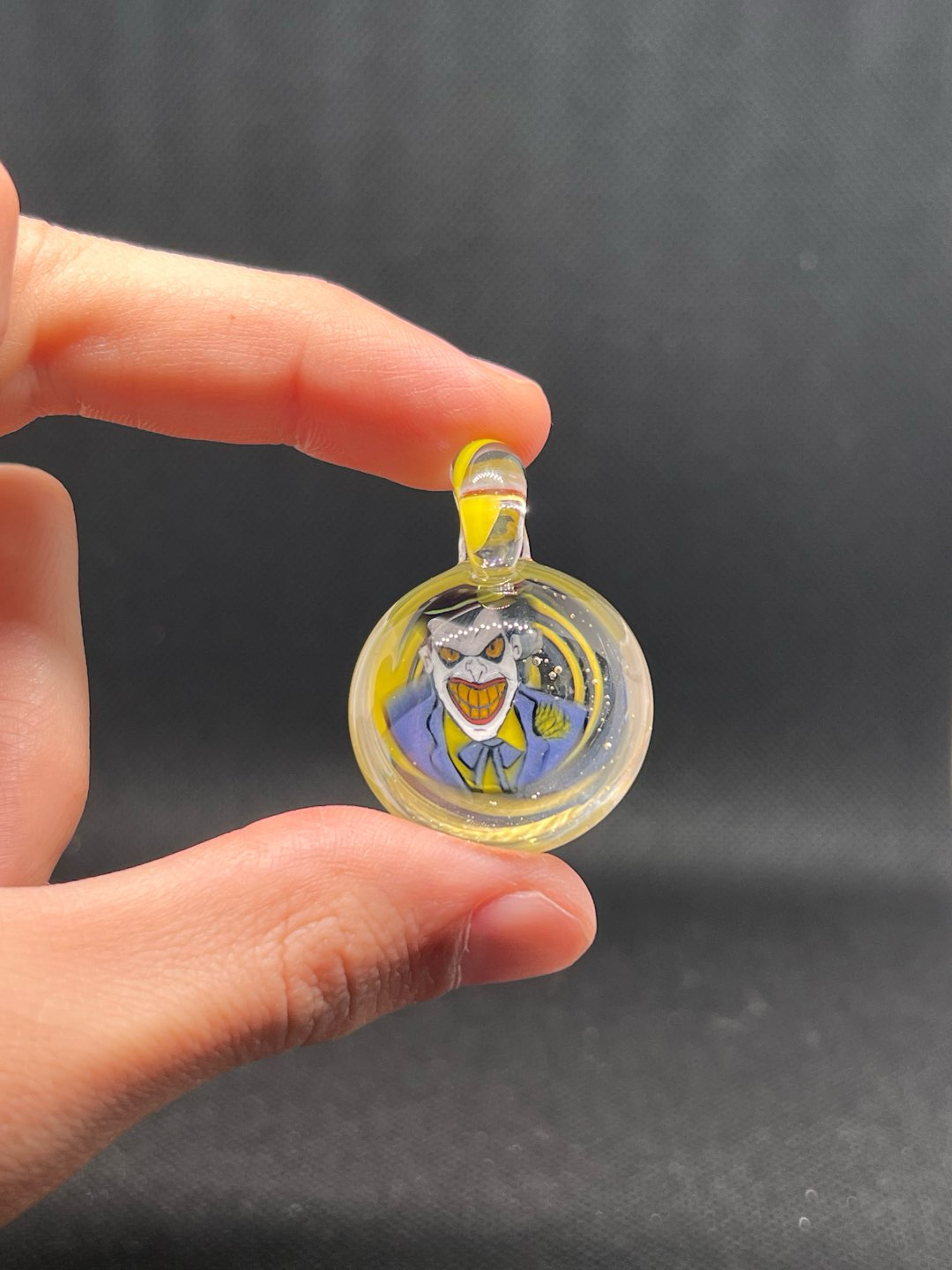 Preview pic of UV Joker Mille Pendant