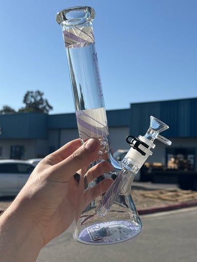 Preview pic of 💙 Nipsey Hussle Tribute Bong Kit – Limited Edition for The Marathon Fans
