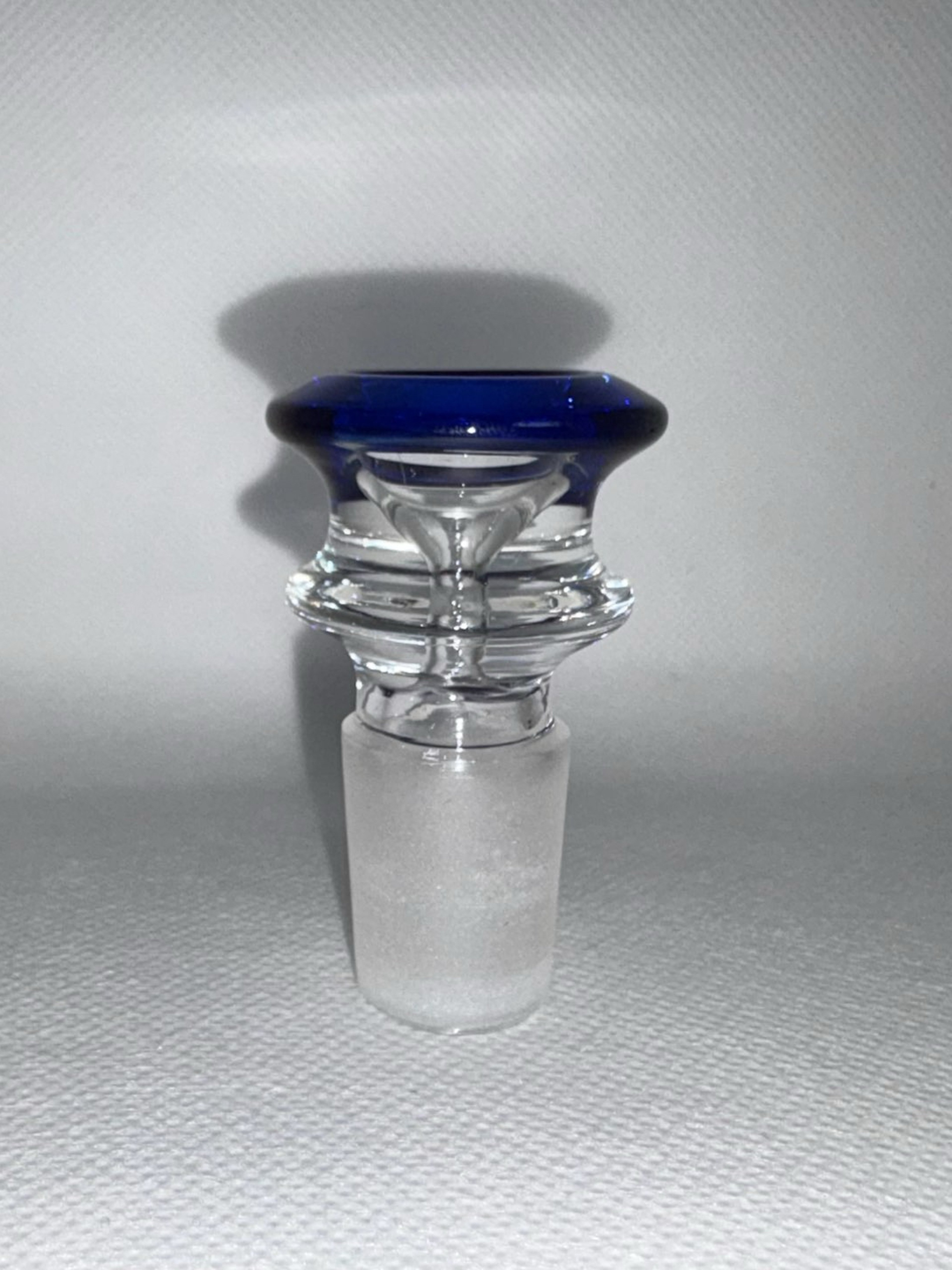 Preview pic of Blue UFO Bowl 18mm