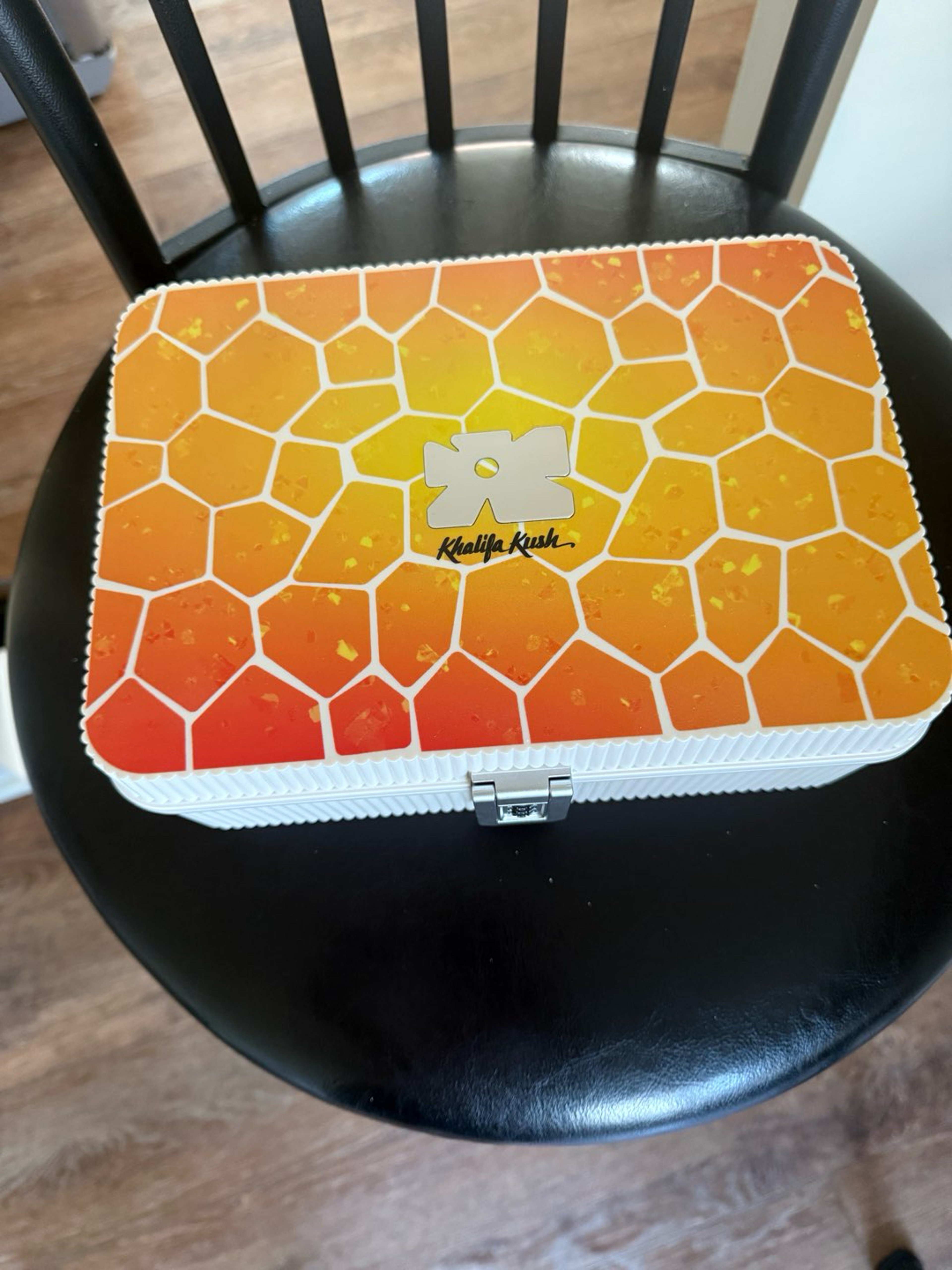 Preview pic of Khalifa Kush x Tulip Lock Box