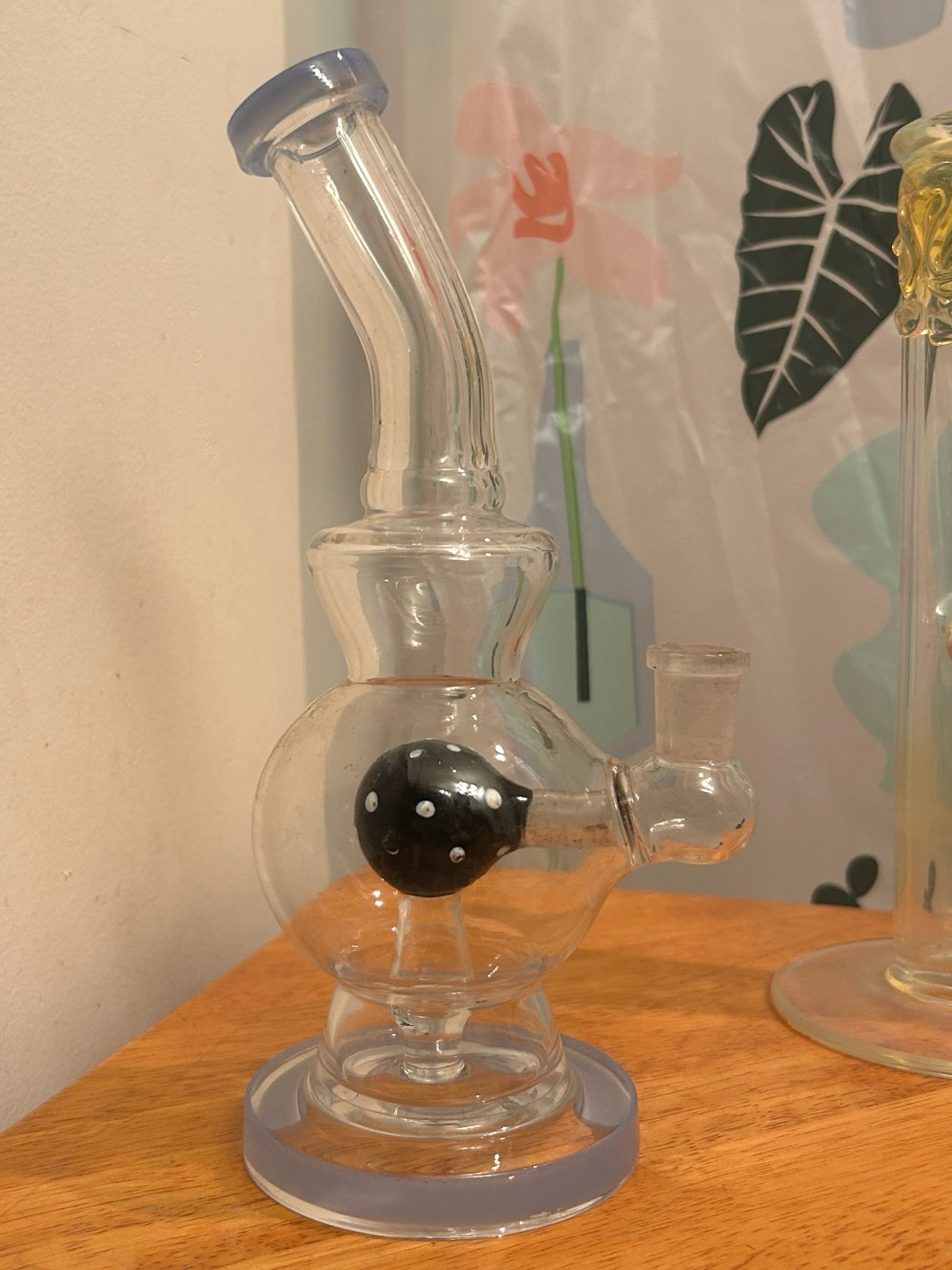 Preview pic of 2 Mini bongs!