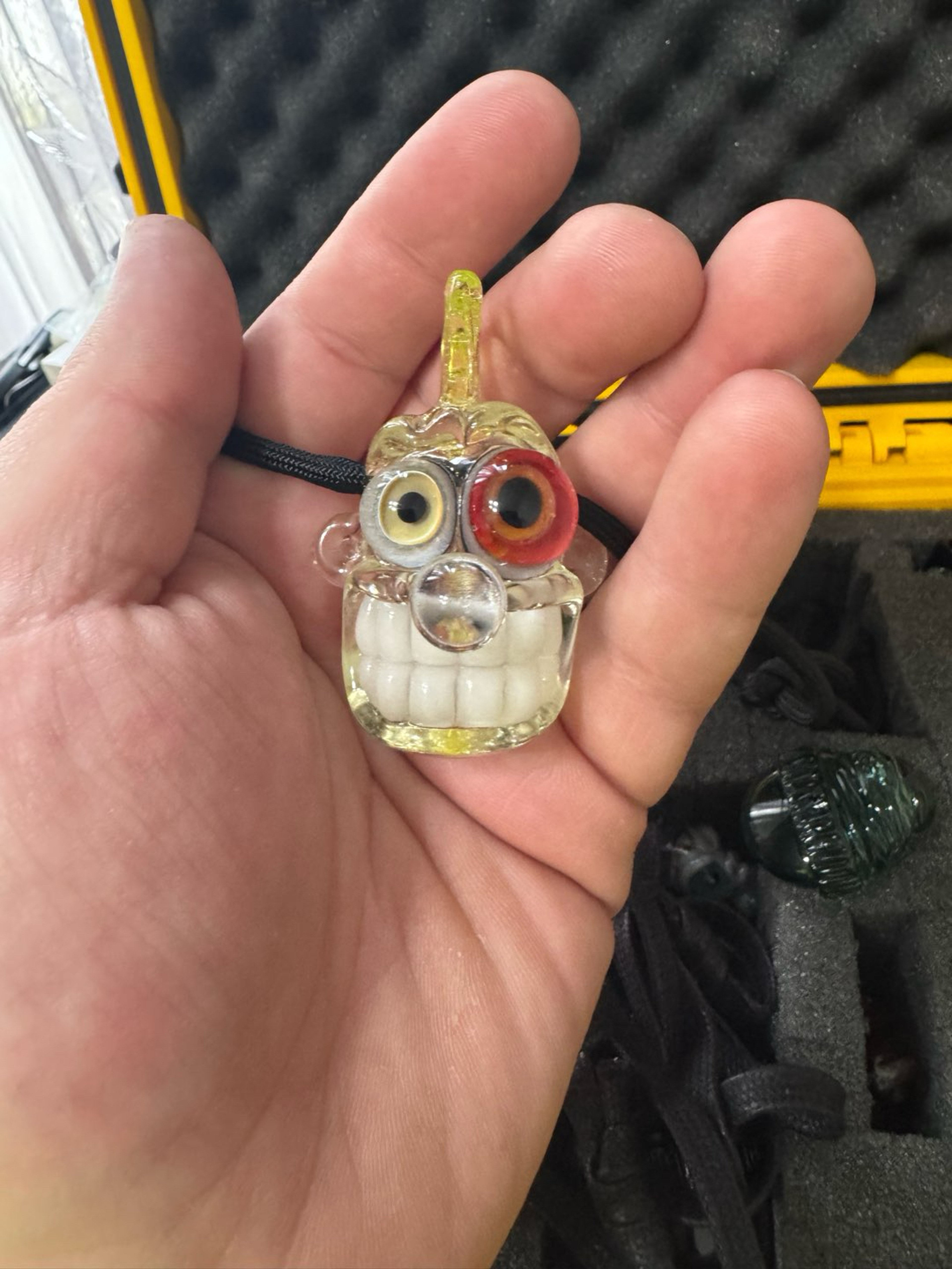 Preview pic of Clown Pendy