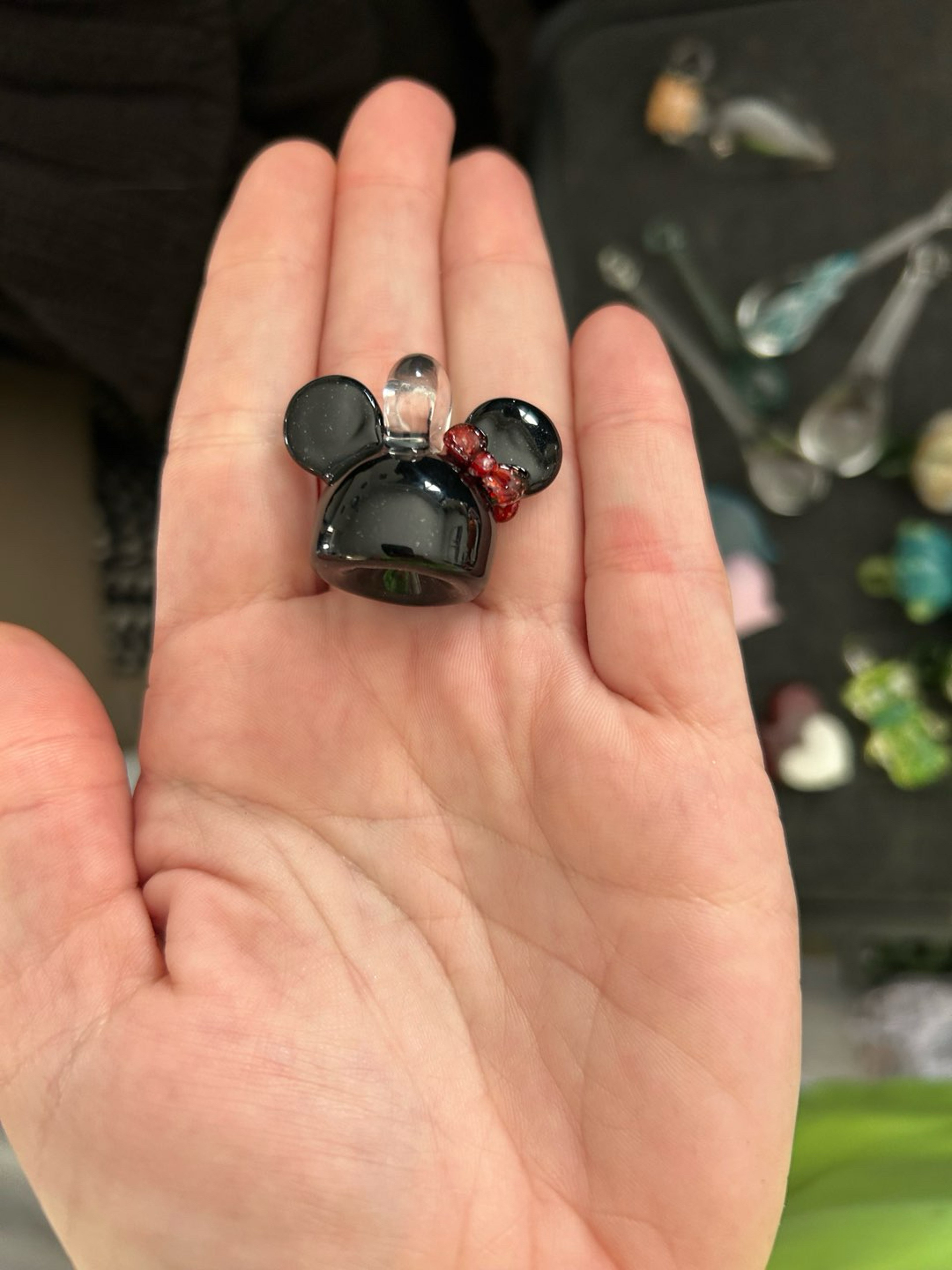 Preview pic of Minnie Hat pendant