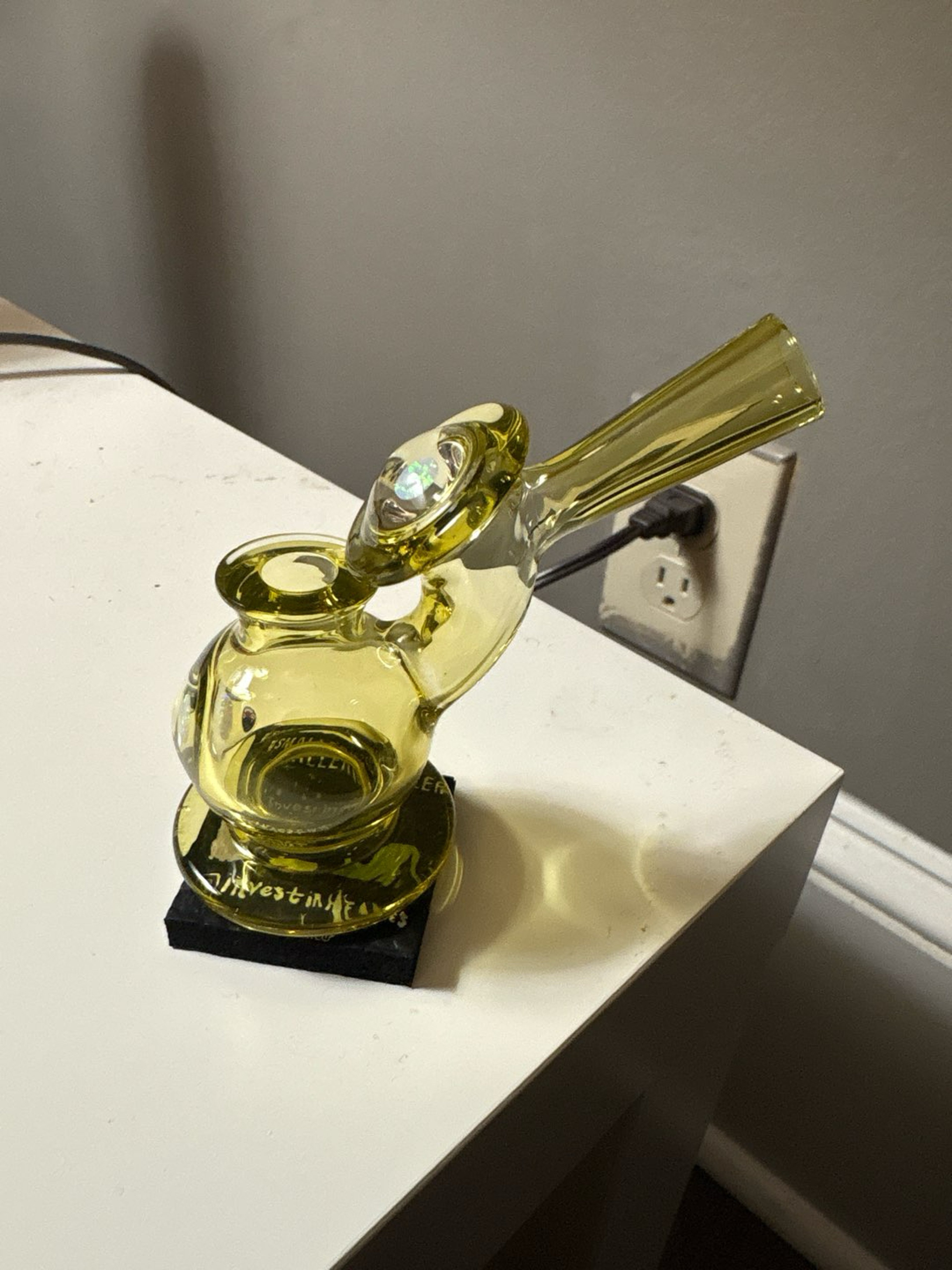 Preview pic of Baby gorilla 🦍 glass